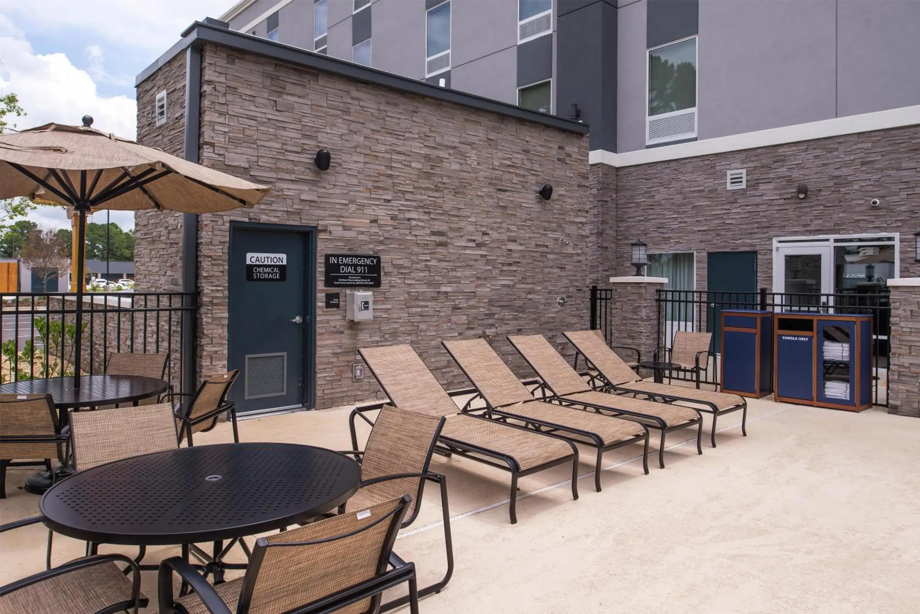 Pool view in Hampton Inn Benson Pool view in Hampton Inn Benson