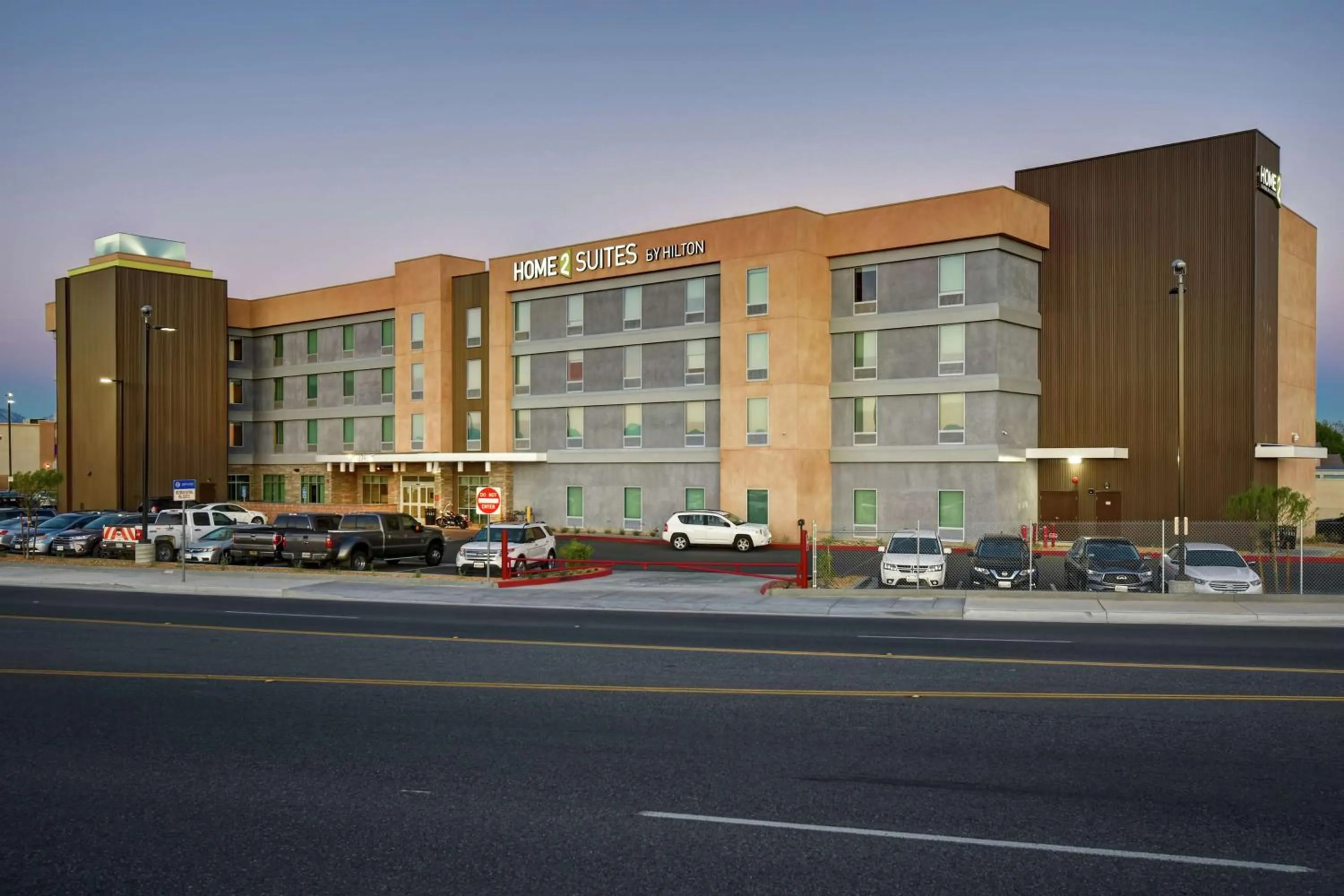 Property building in Home2 Suites by Hilton Victorville
