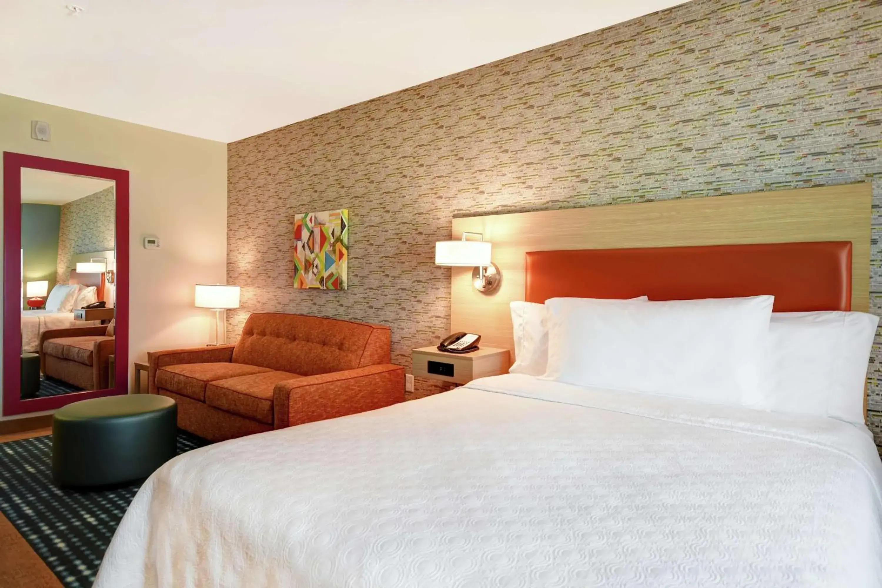 Living room, Bed in Home2 Suites by Hilton Victorville Living room, Bed in Home2 Suites by Hilton Victorville