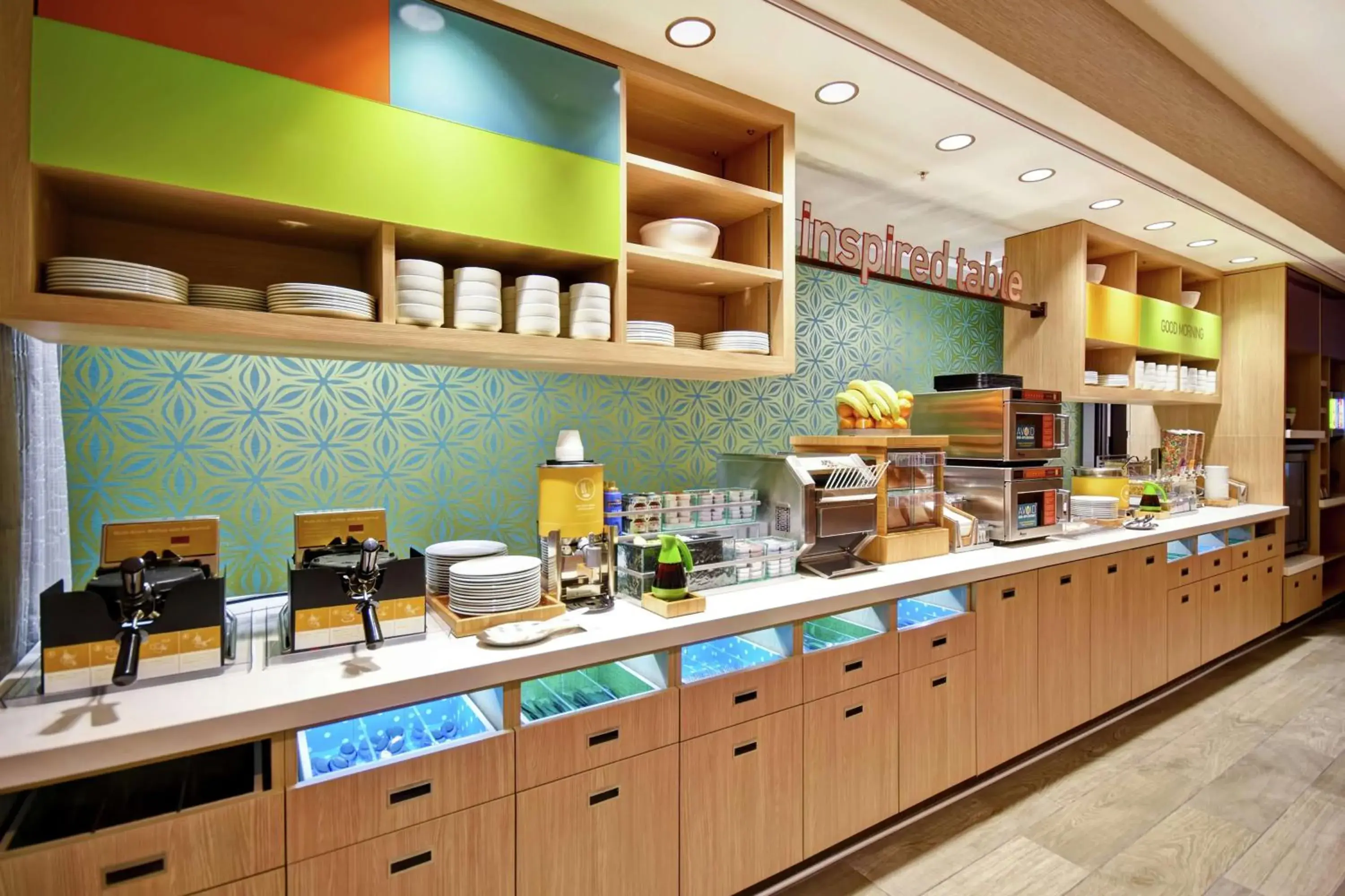 Breakfast in Home2 Suites by Hilton Victorville Breakfast in Home2 Suites by Hilton Victorville