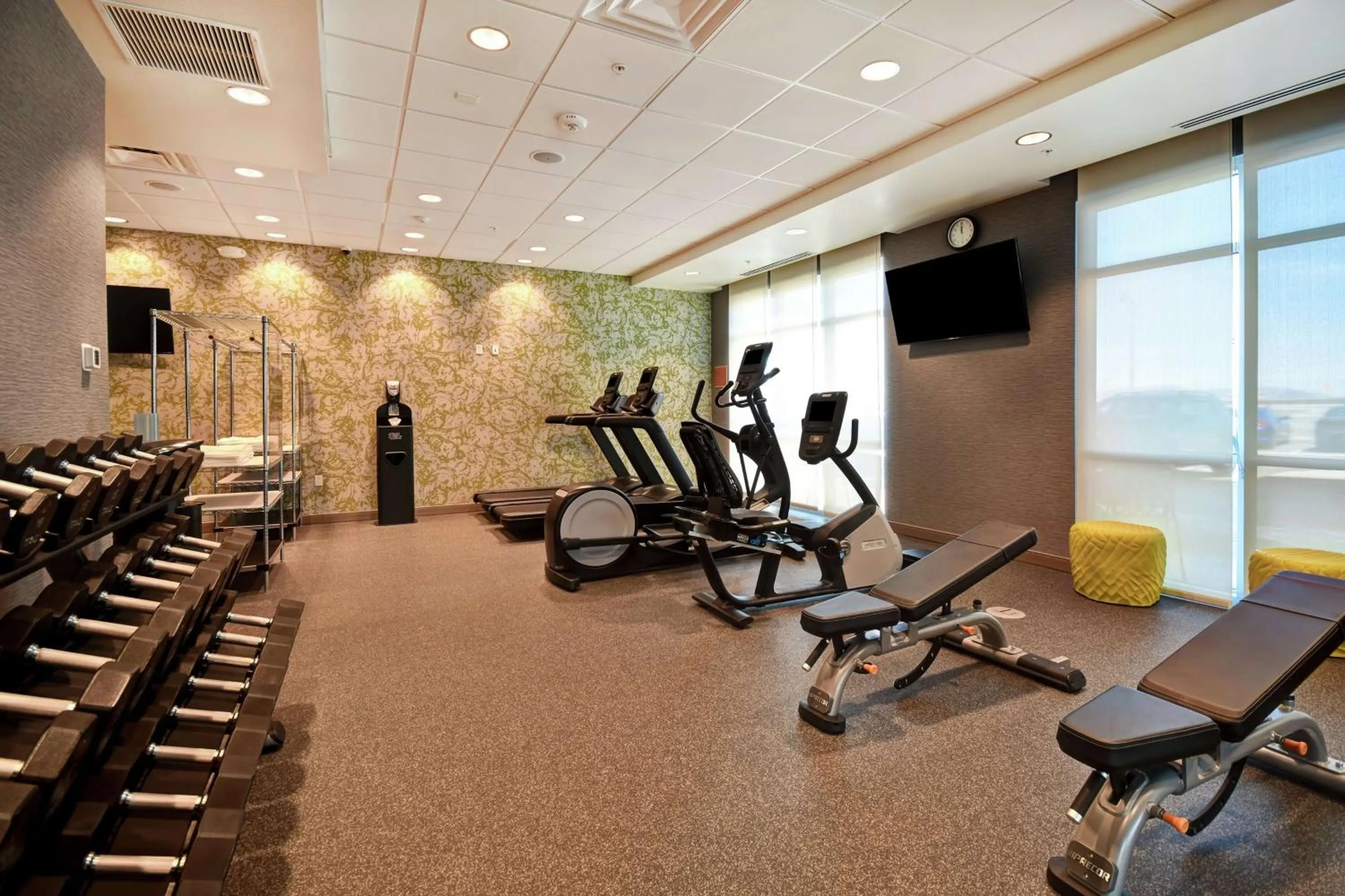 Fitness centre/facilities in Home2 Suites by Hilton Victorville