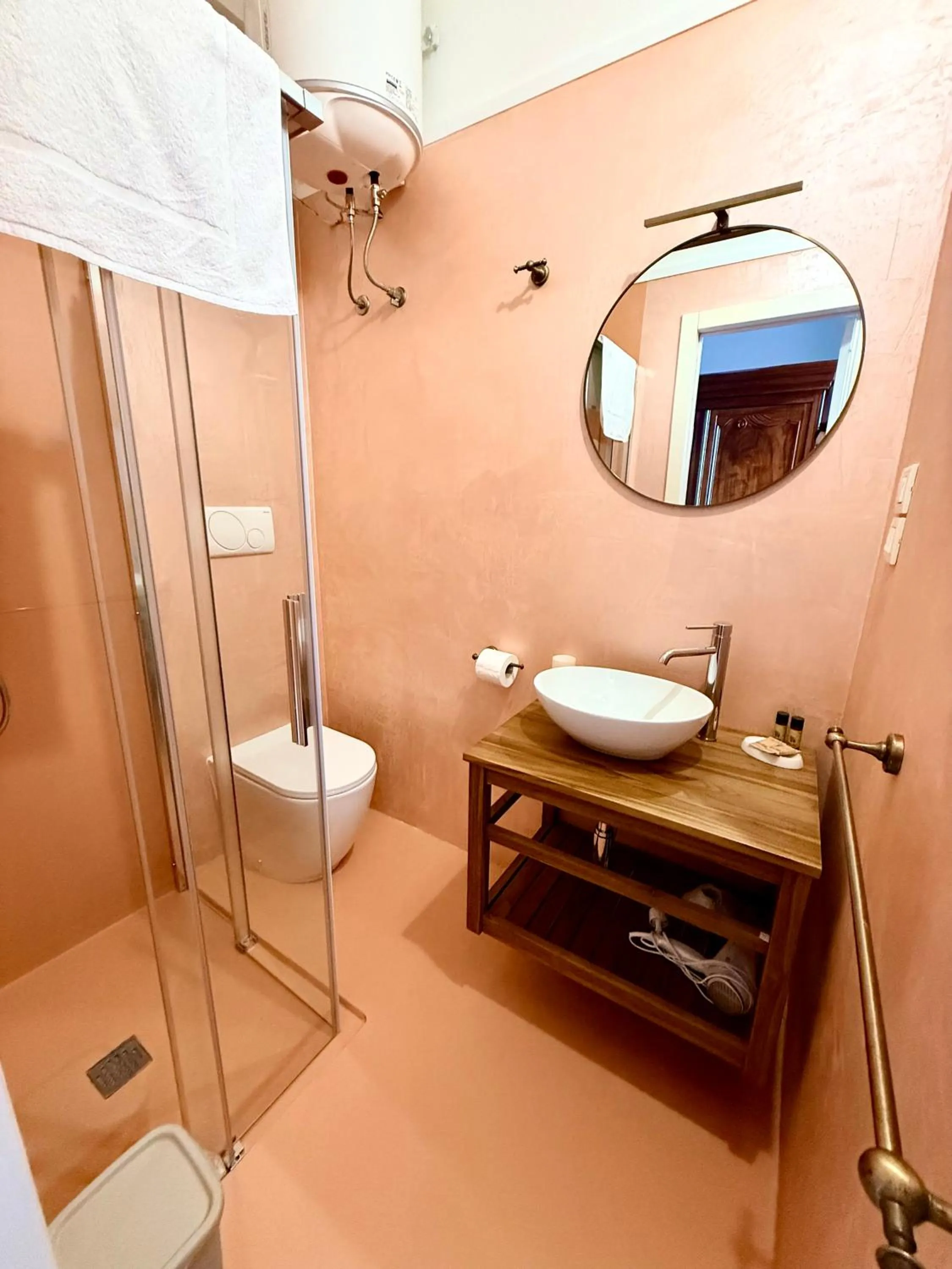 Shower in Villa Raffaella