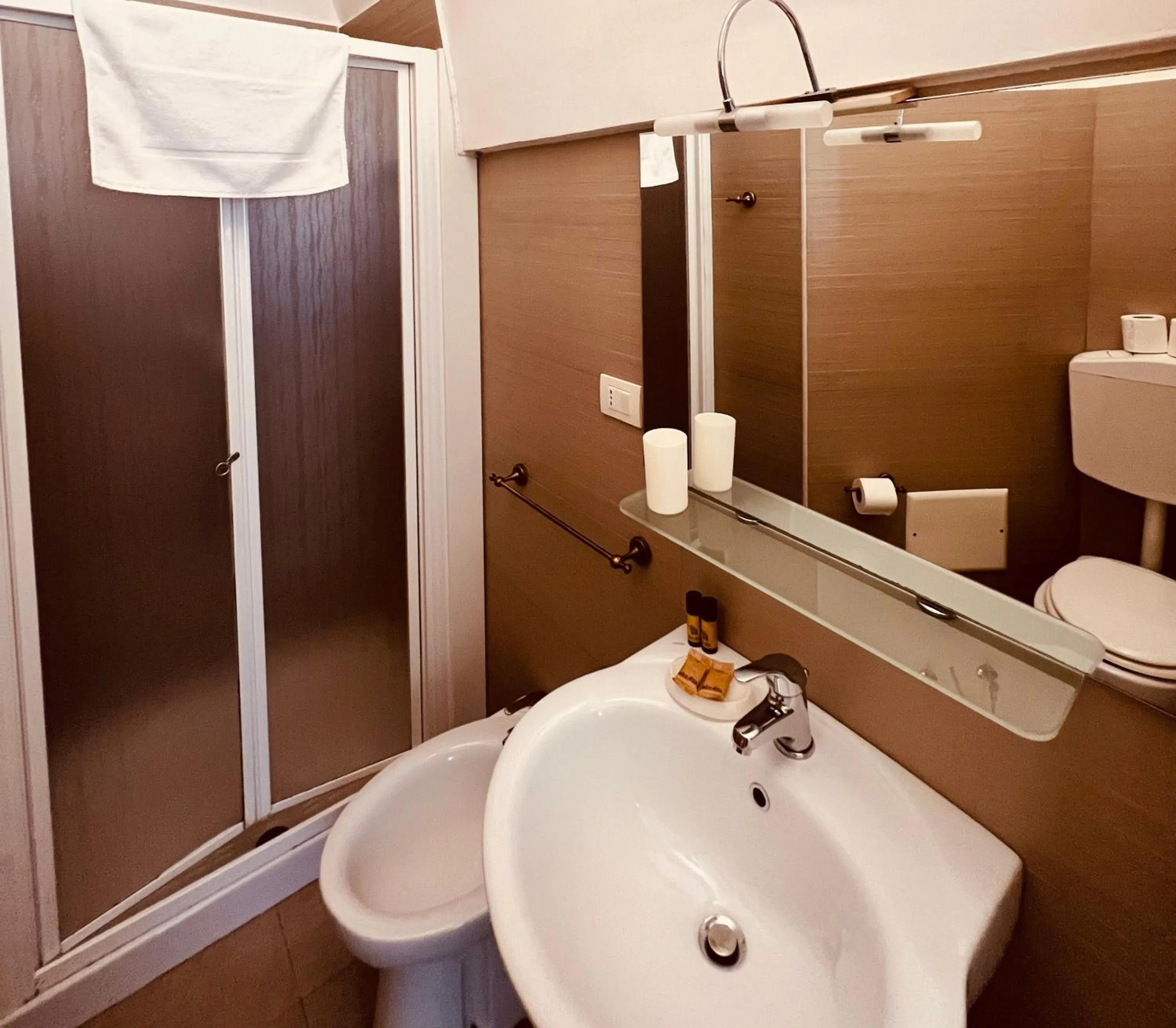 Shower in Villa Raffaella