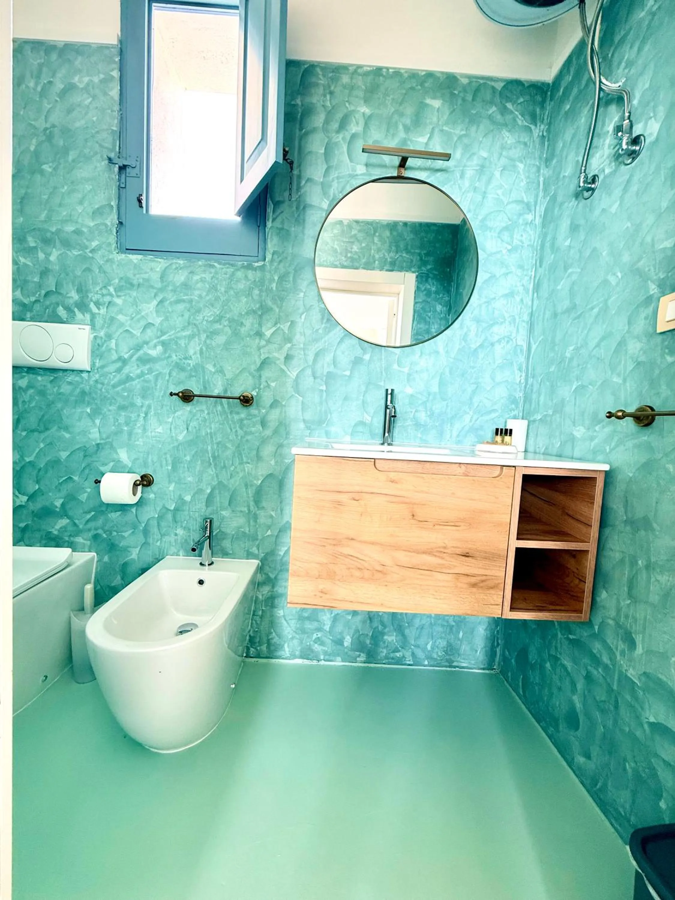 Shower in Villa Raffaella