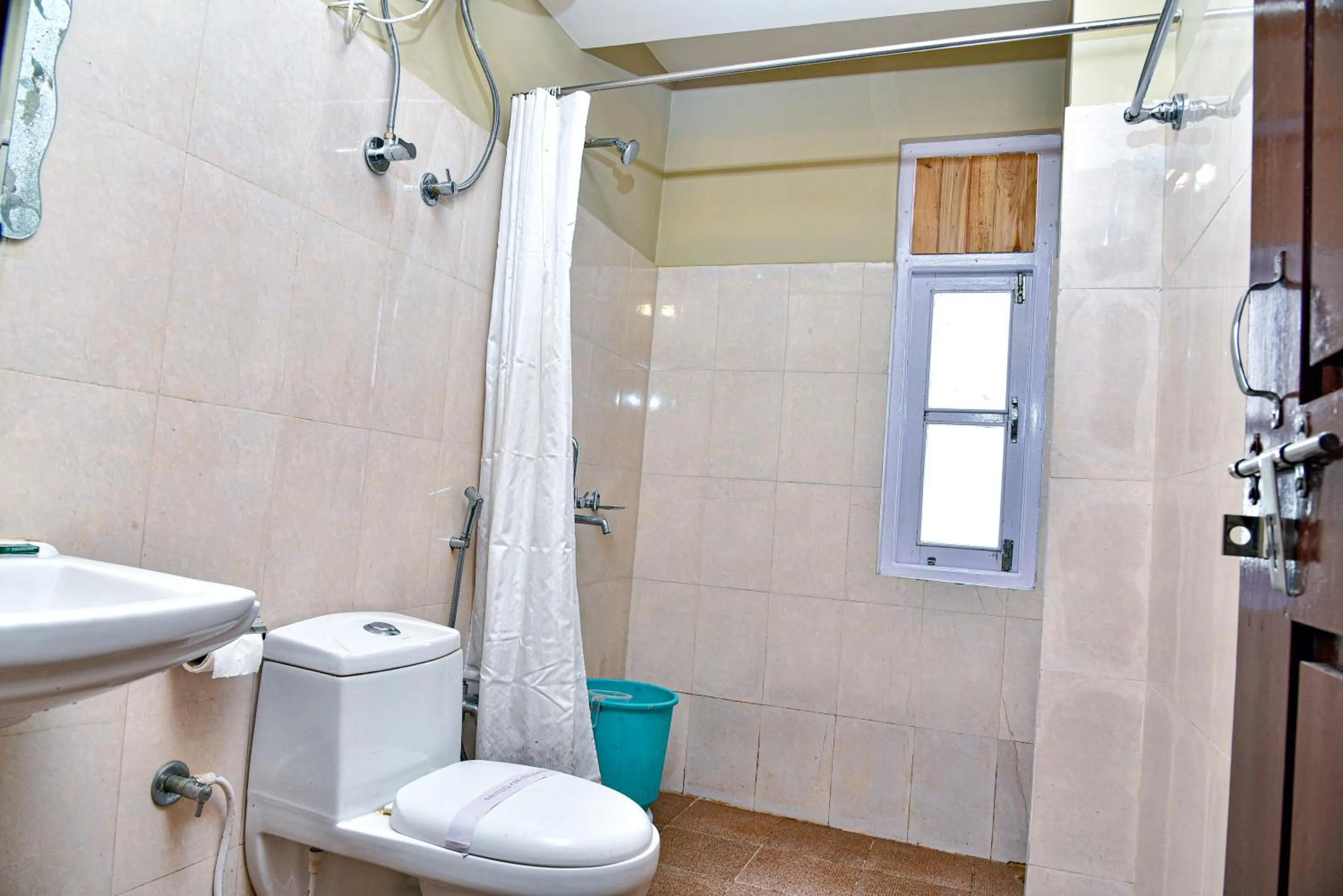 Bathroom in Rufina Lachung Deezong