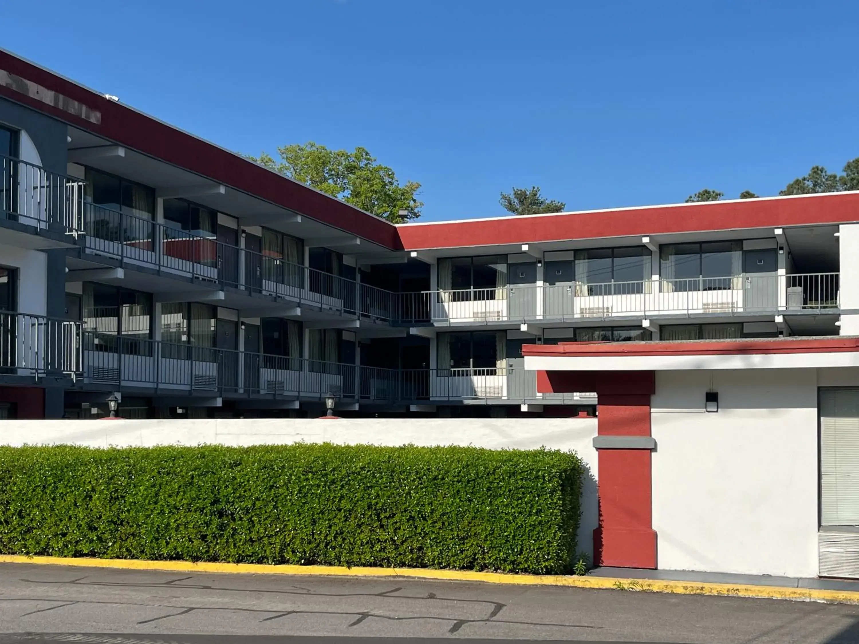 Property building in Motel 6 Raleigh, NC – Downtown South Property building in Motel 6 Raleigh, NC – Downtown South