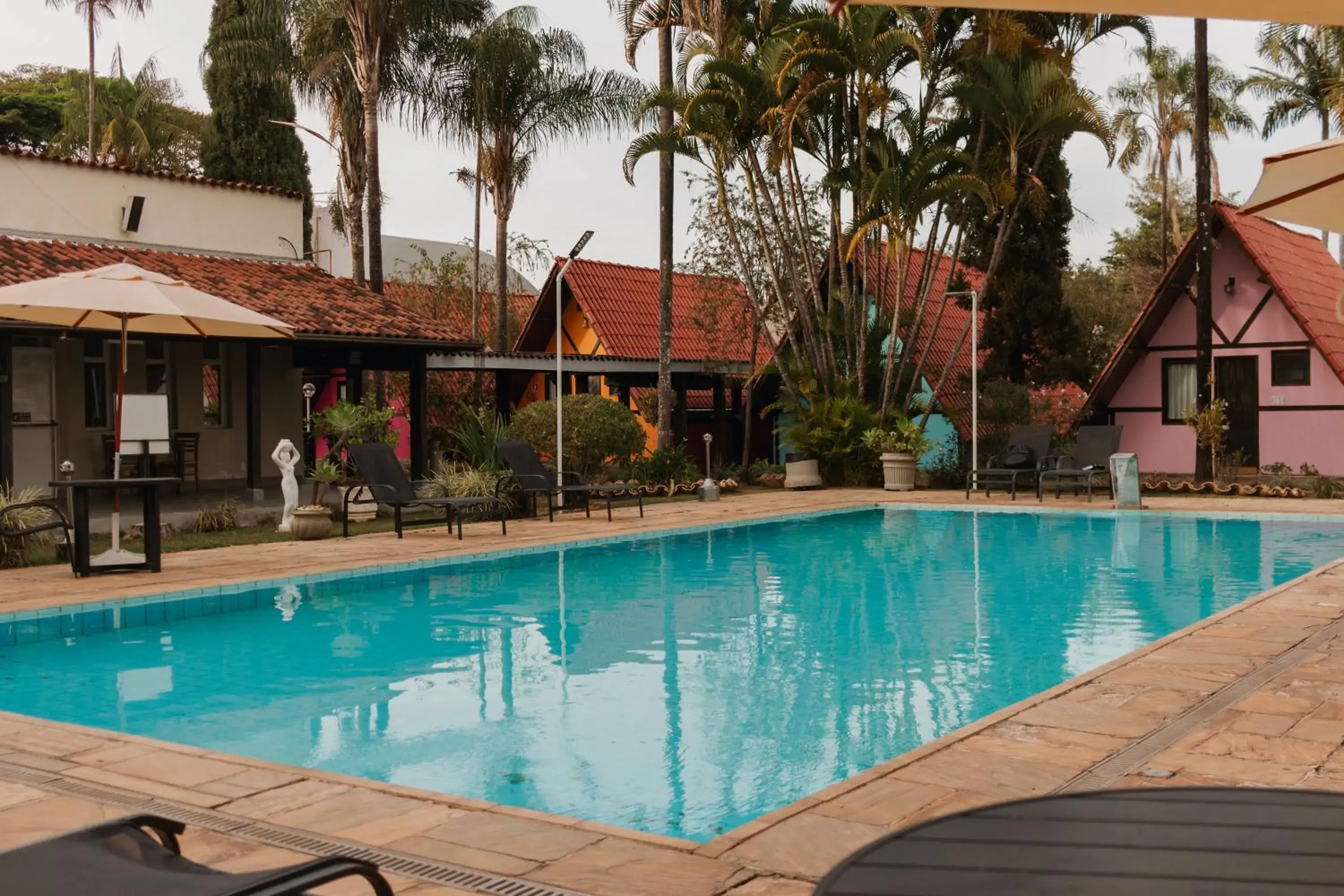 Swimming pool in Hotel Dona Beja Swimming pool in Hotel Dona Beja