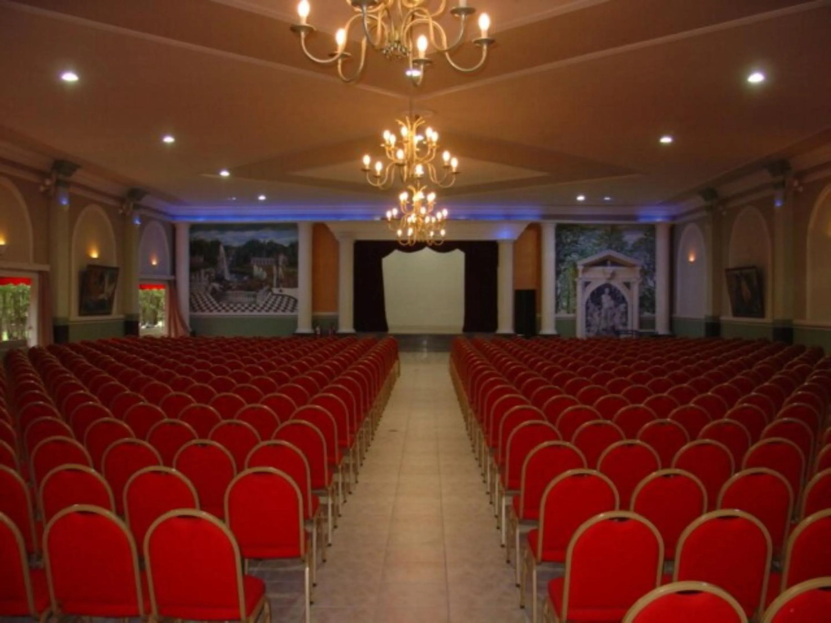 Meeting/conference room in Hotel Dona Beja