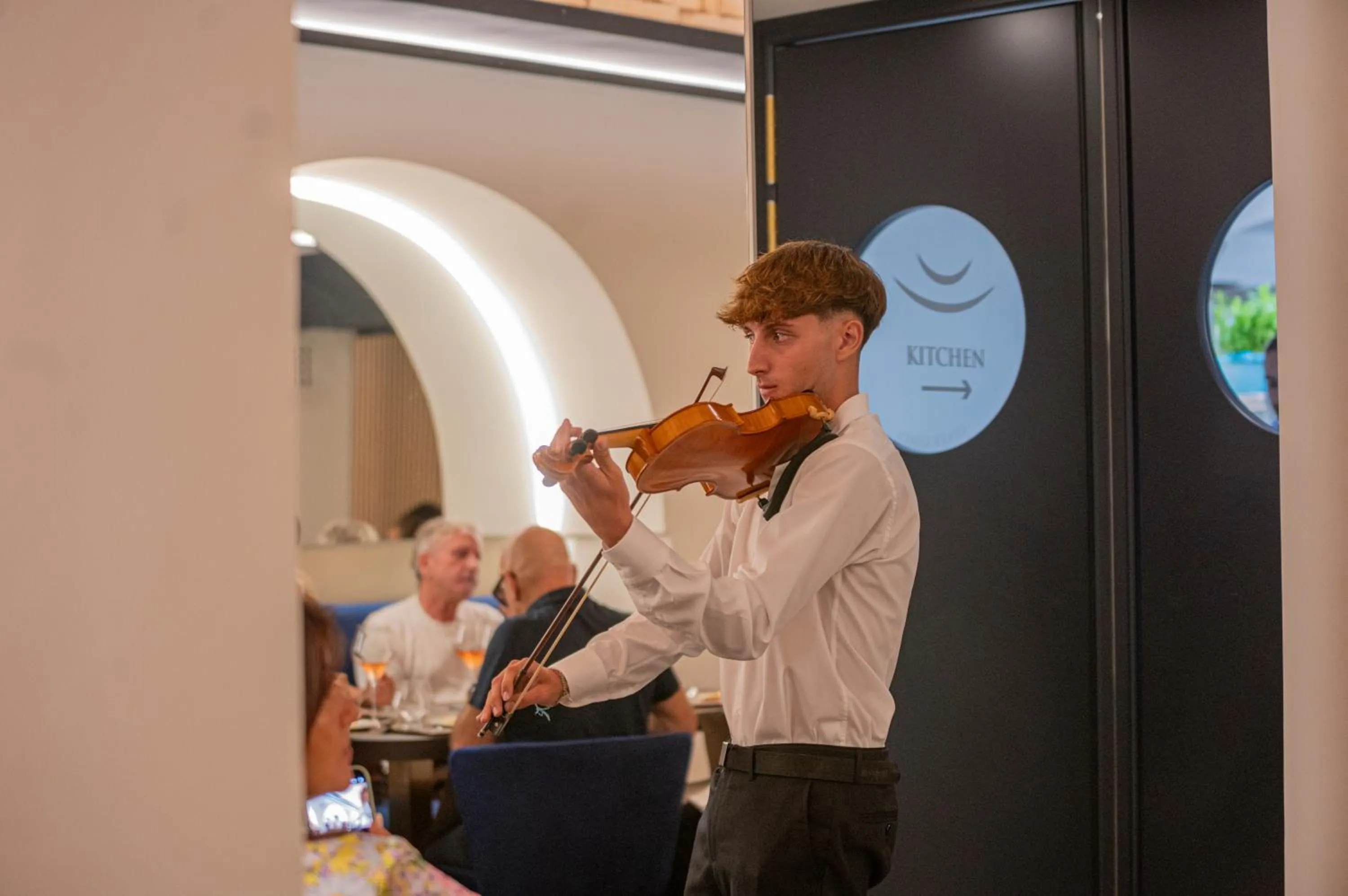 Evening entertainment in Palazzo Scotto - Widespread Collection