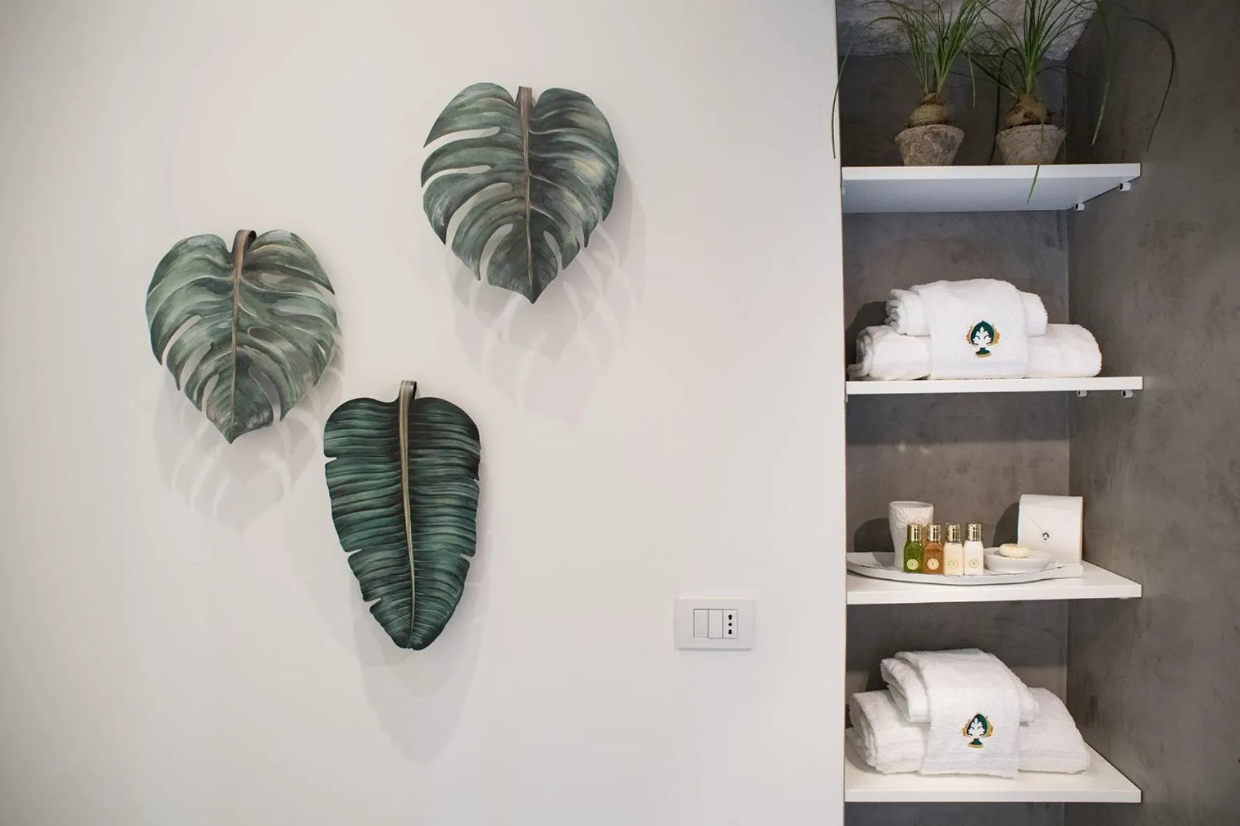 Toilet in Palazzo Scotto - Widespread Collection