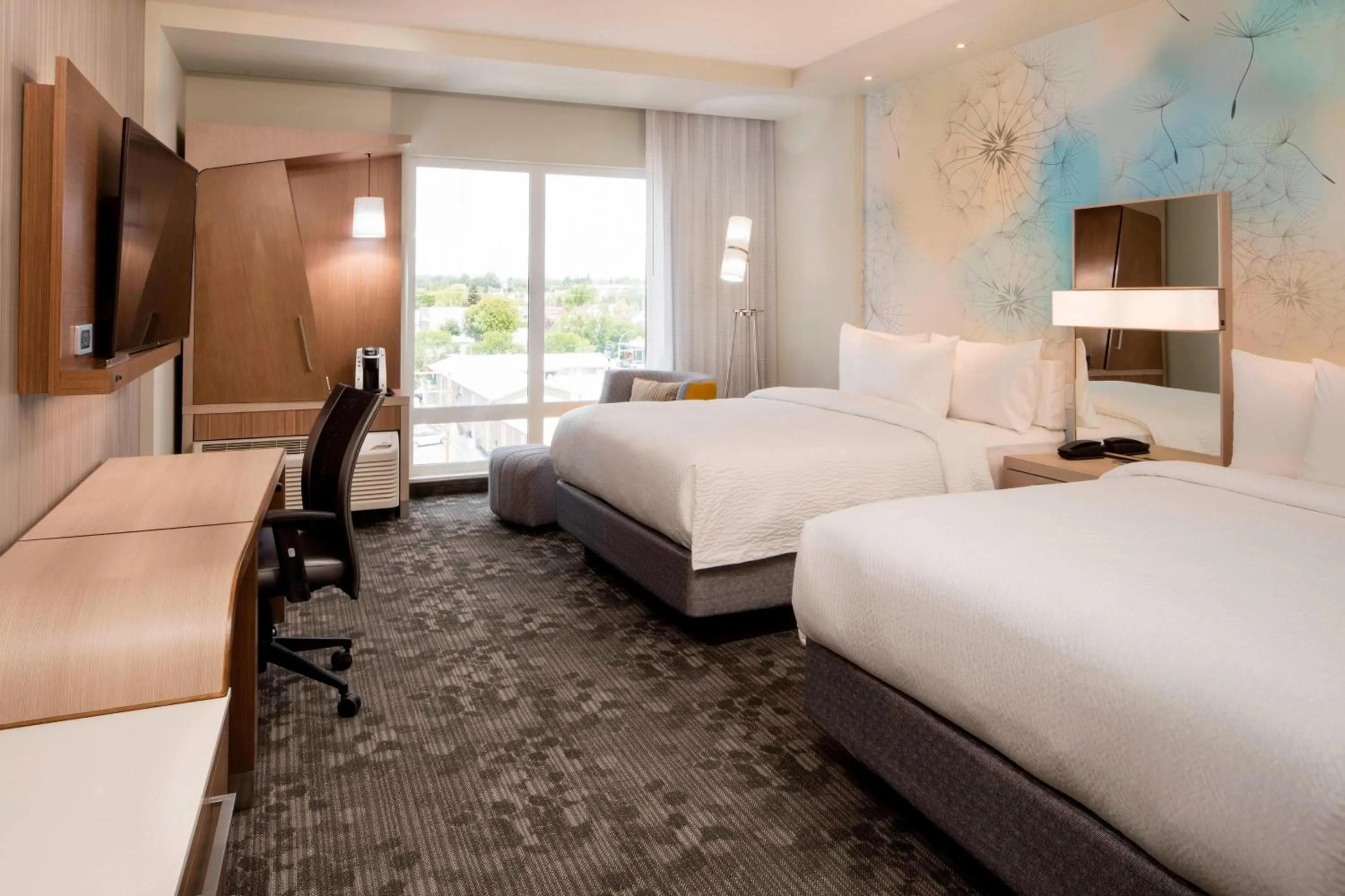 Photo of the whole room, Bed in Courtyard by Marriott Prince George