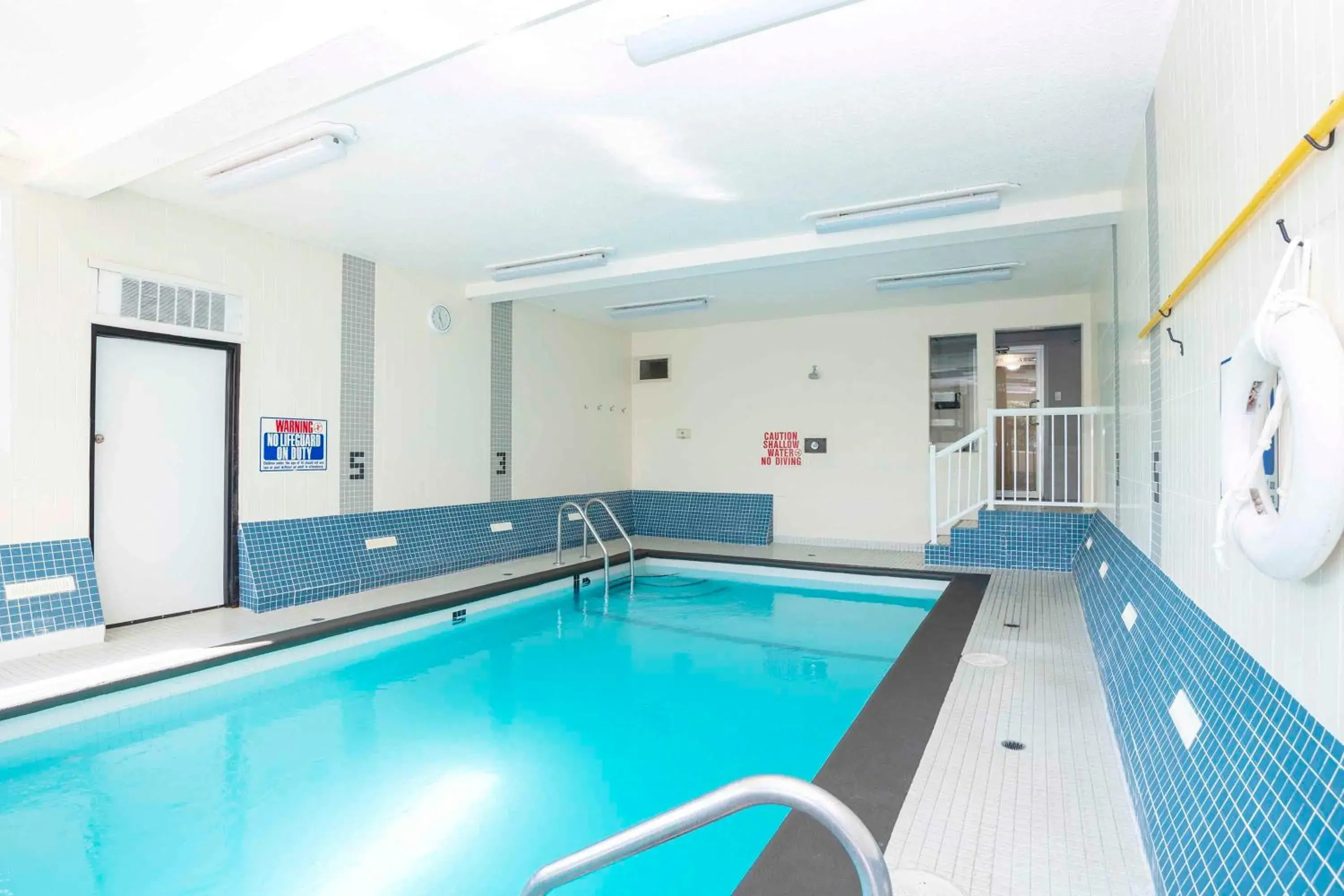 Swimming pool in Sandman Hotel & Suites Prince George Swimming pool in Sandman Hotel & Suites Prince George