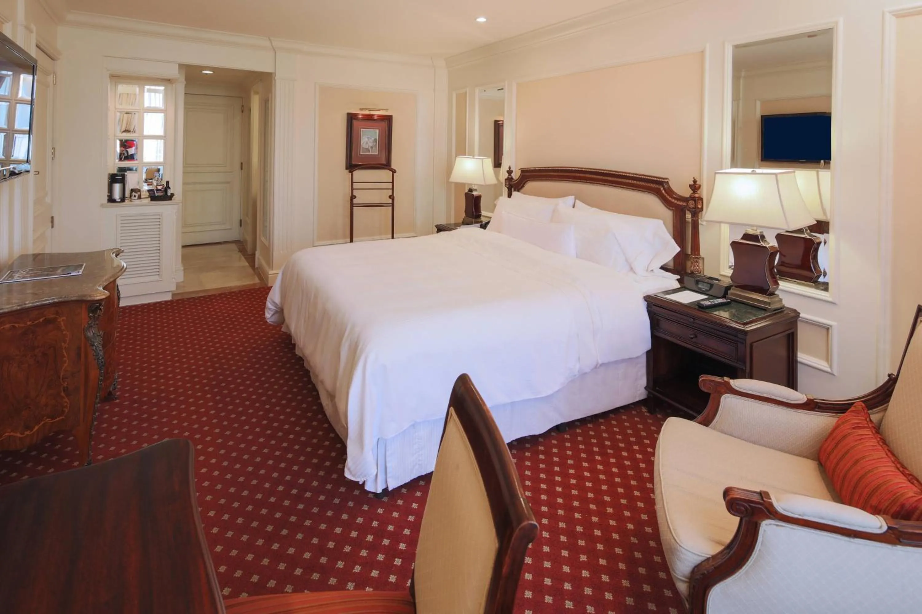 Photo of the whole room, Bed in The Westin Camino Real, Guatemala