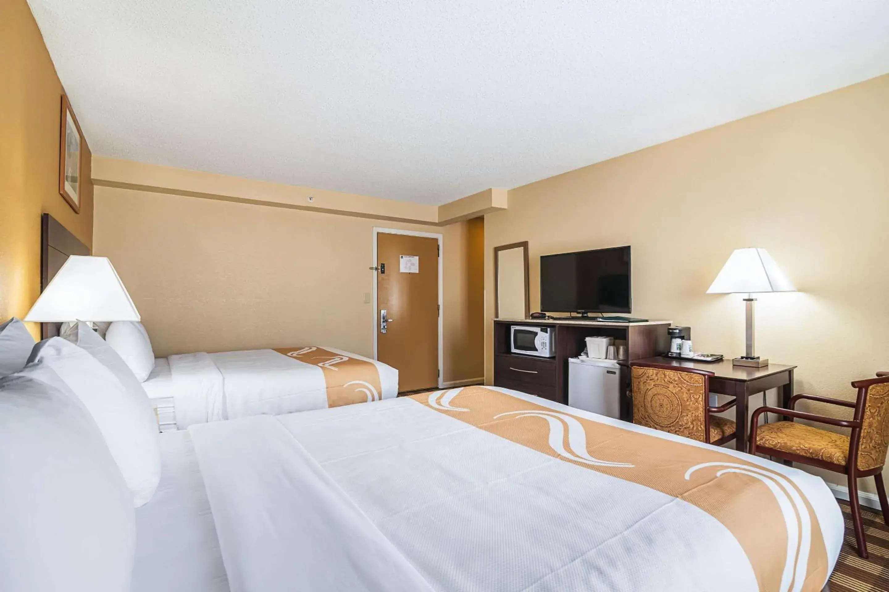 Photo of the whole room, Bed in Quality Inn North Conway Photo of the whole room, Bed in Quality Inn North Conway