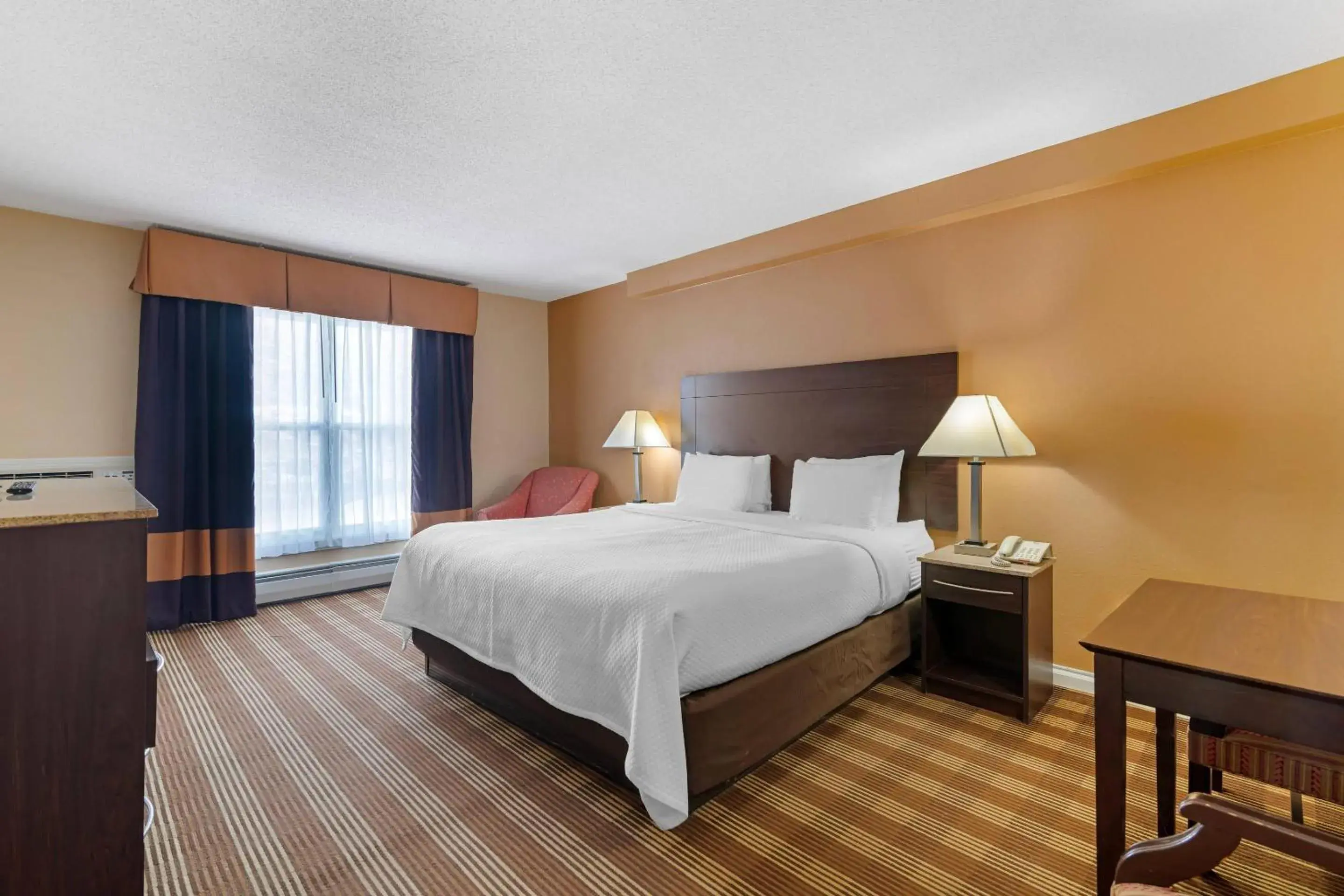 Bedroom, Bed in Quality Inn North Conway Bedroom, Bed in Quality Inn North Conway