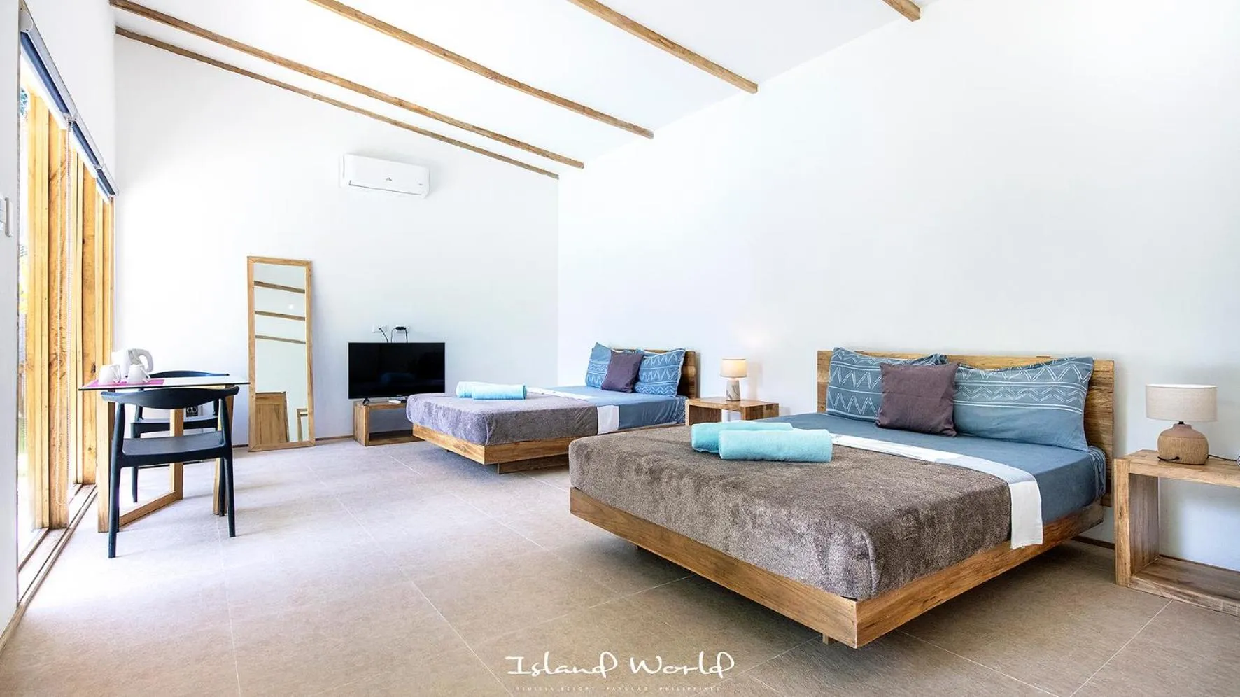 Bedroom, Bed in Island World Panglao