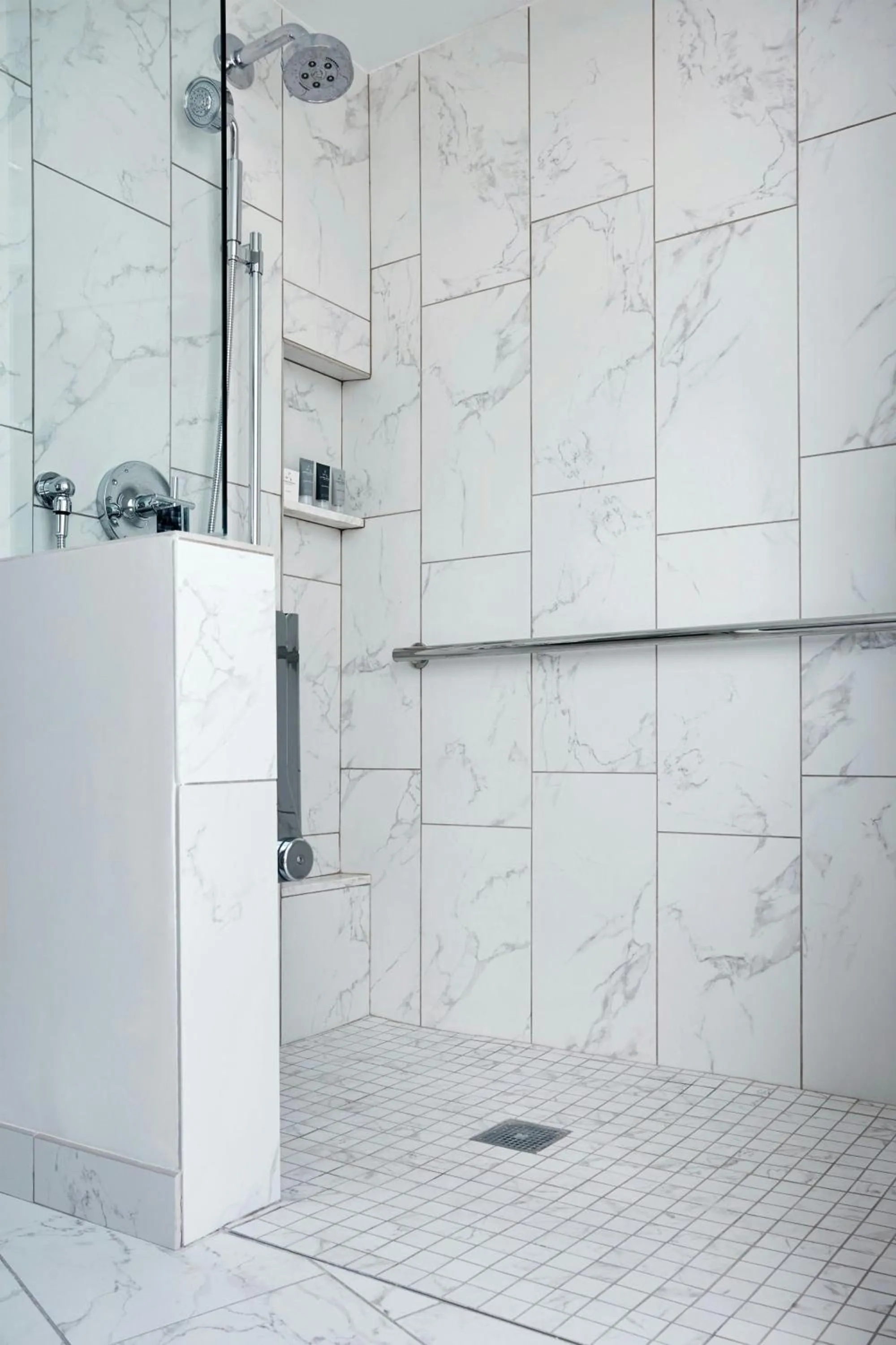 Bathroom in JW Marriott Nashville