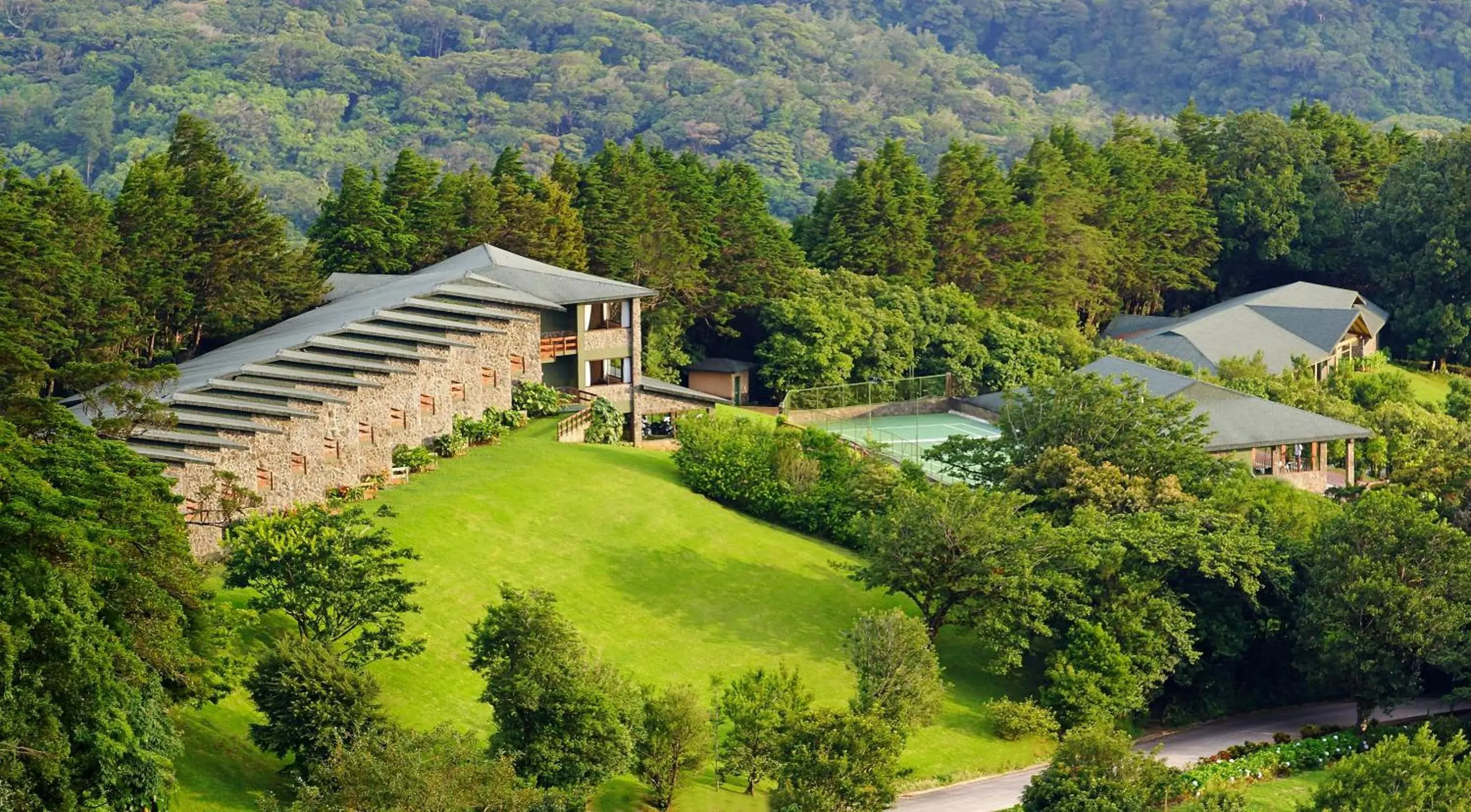 Property building in El Establo Mountain Hotel Property building in El Establo Mountain Hotel