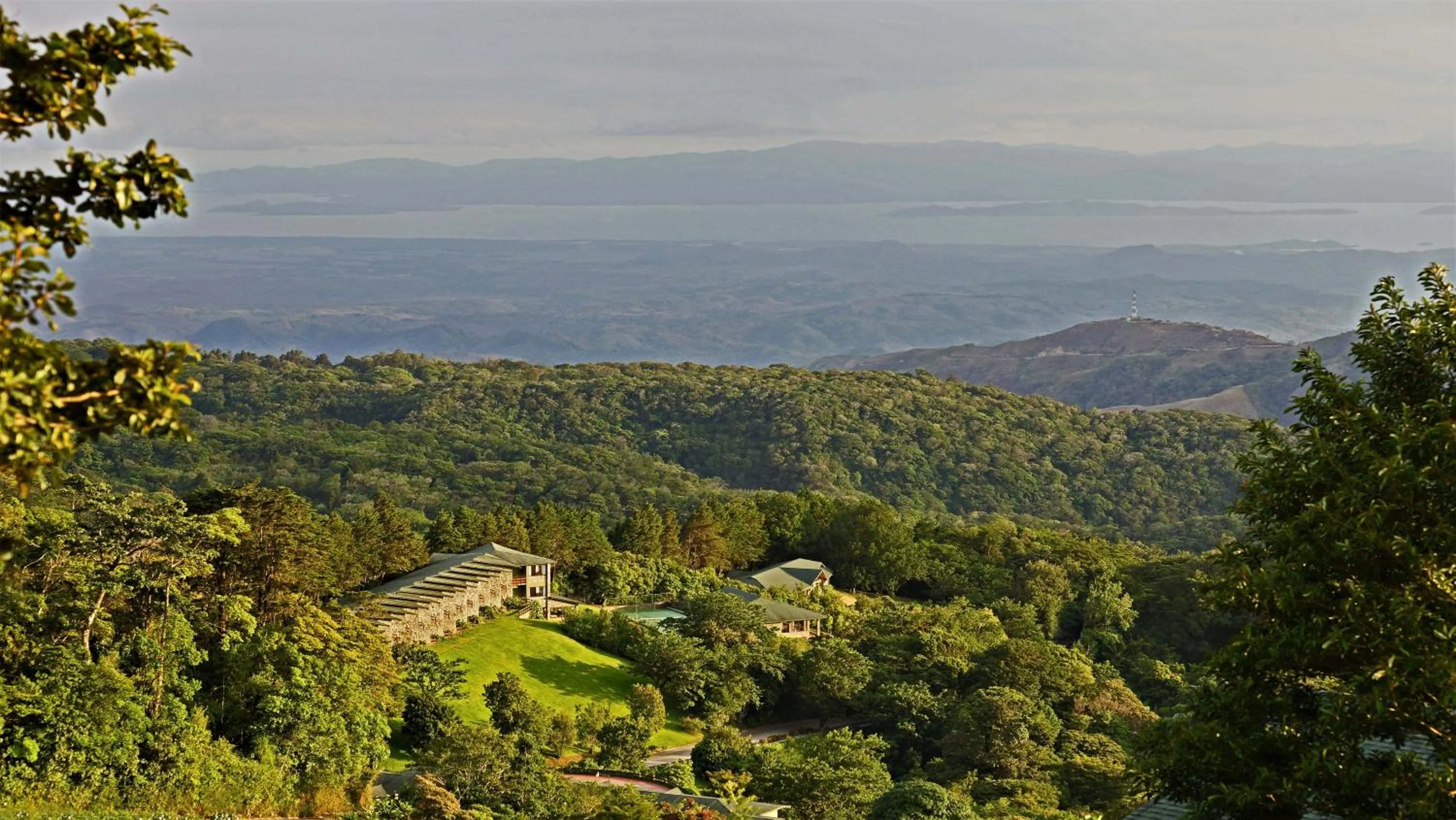 Garden view in El Establo Mountain Hotel