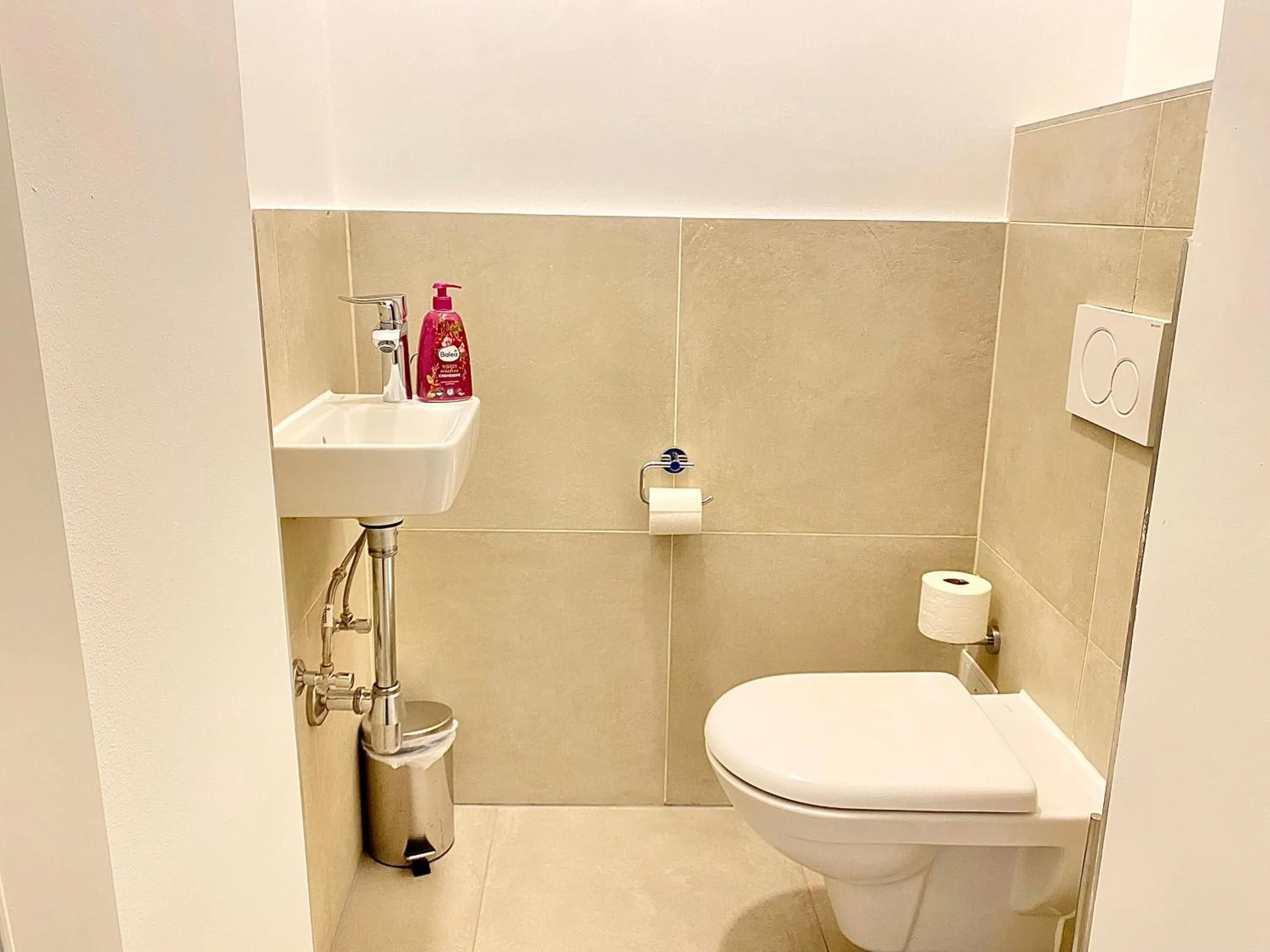 Toilet in Steiner Residences Vienna Taborstrasse