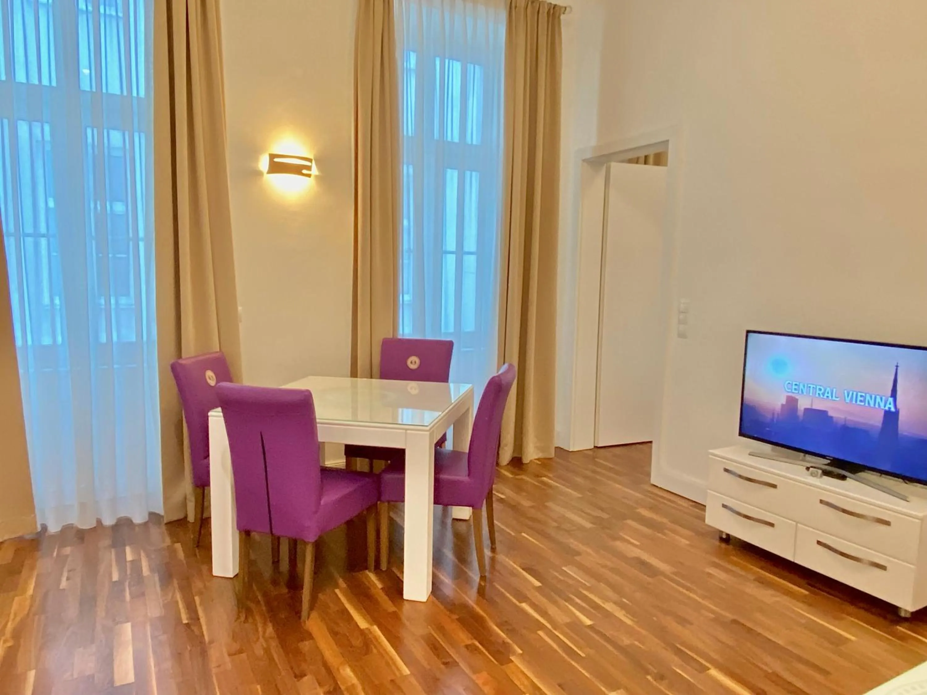 Dining area in Steiner Residences Vienna Taborstrasse