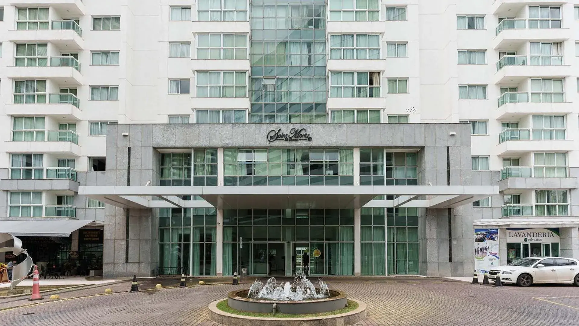 Property building in Saint Moritz Hplus Express Property building in Saint Moritz Hplus Express