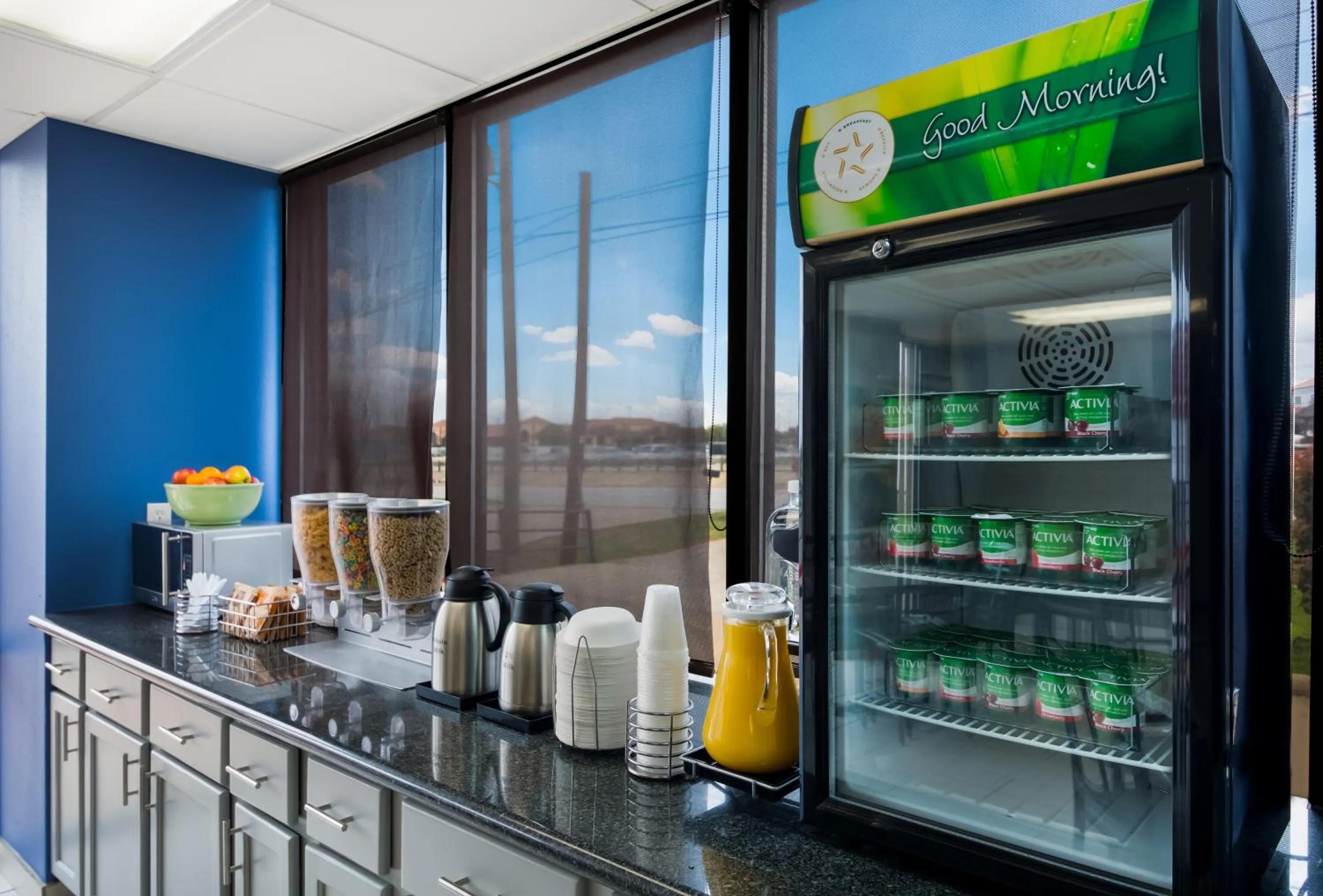 Breakfast in Quality Inn & Suites Round Rock