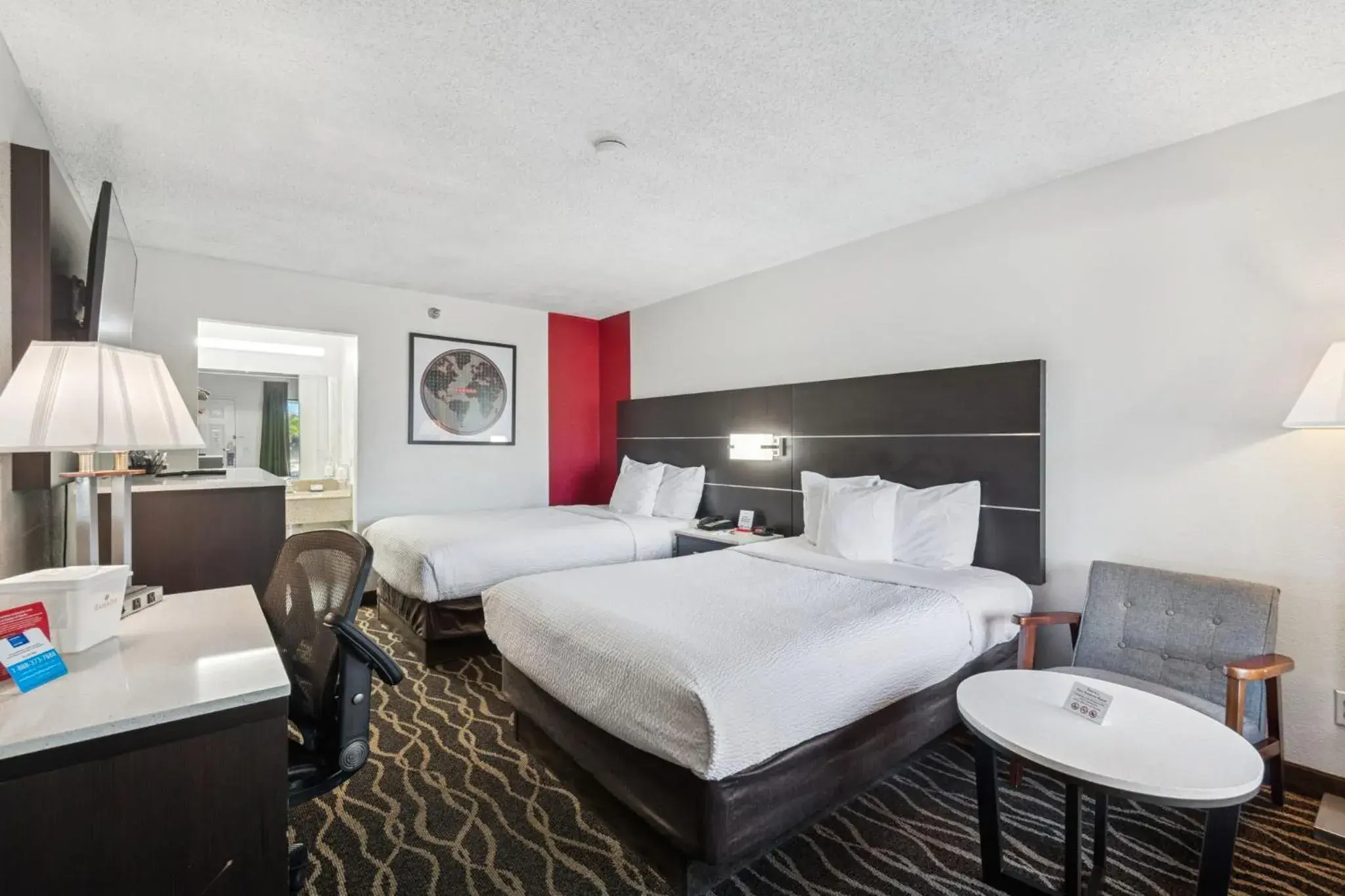 Bed in Ramada by Wyndham Temple Terrace/Tampa North Bed in Ramada by Wyndham Temple Terrace/Tampa North