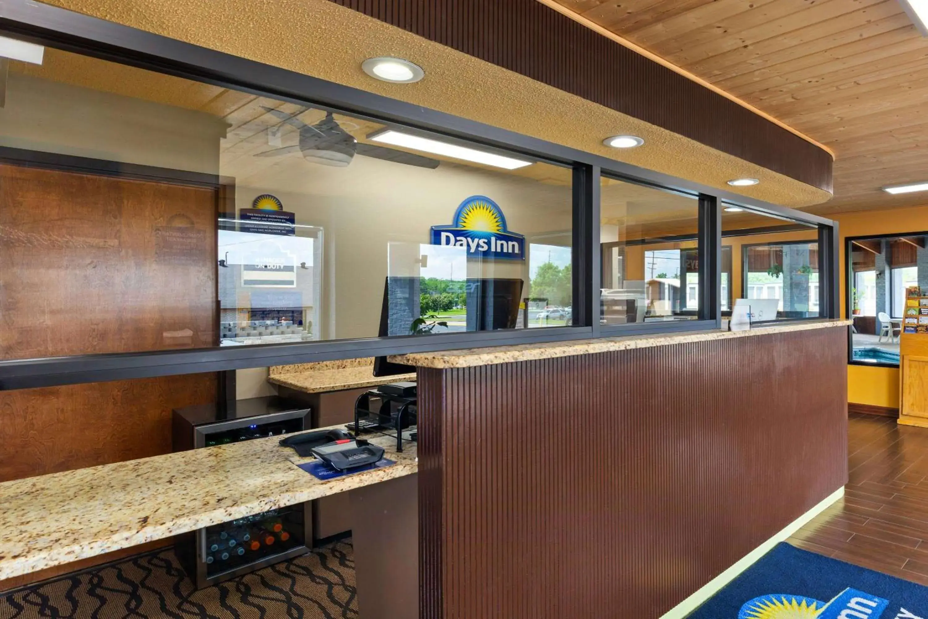 Lobby or reception in Days Inn by Wyndham Glasgow Lobby or reception in Days Inn by Wyndham Glasgow