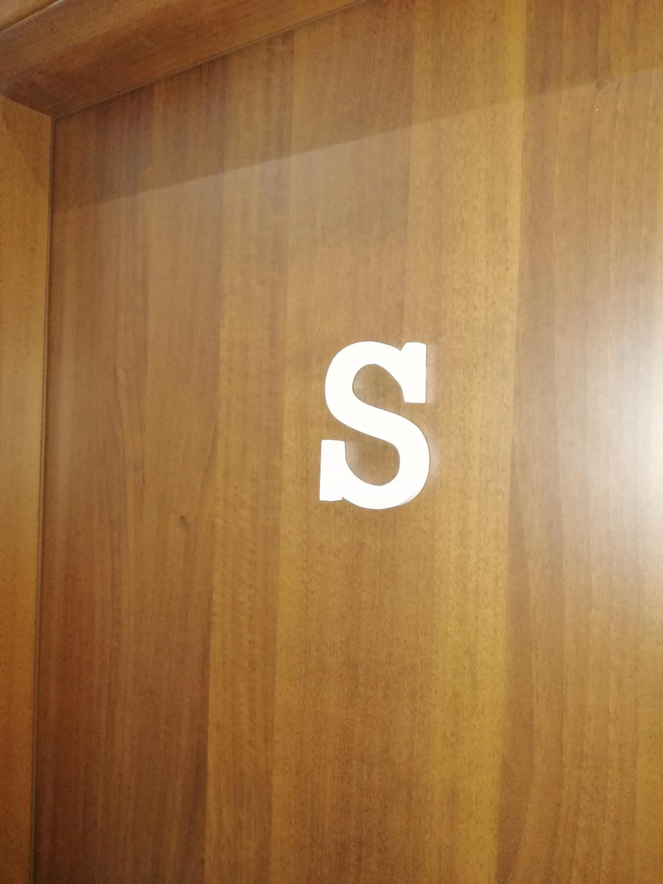 Logo/Certificate/Sign in ImeraRooms