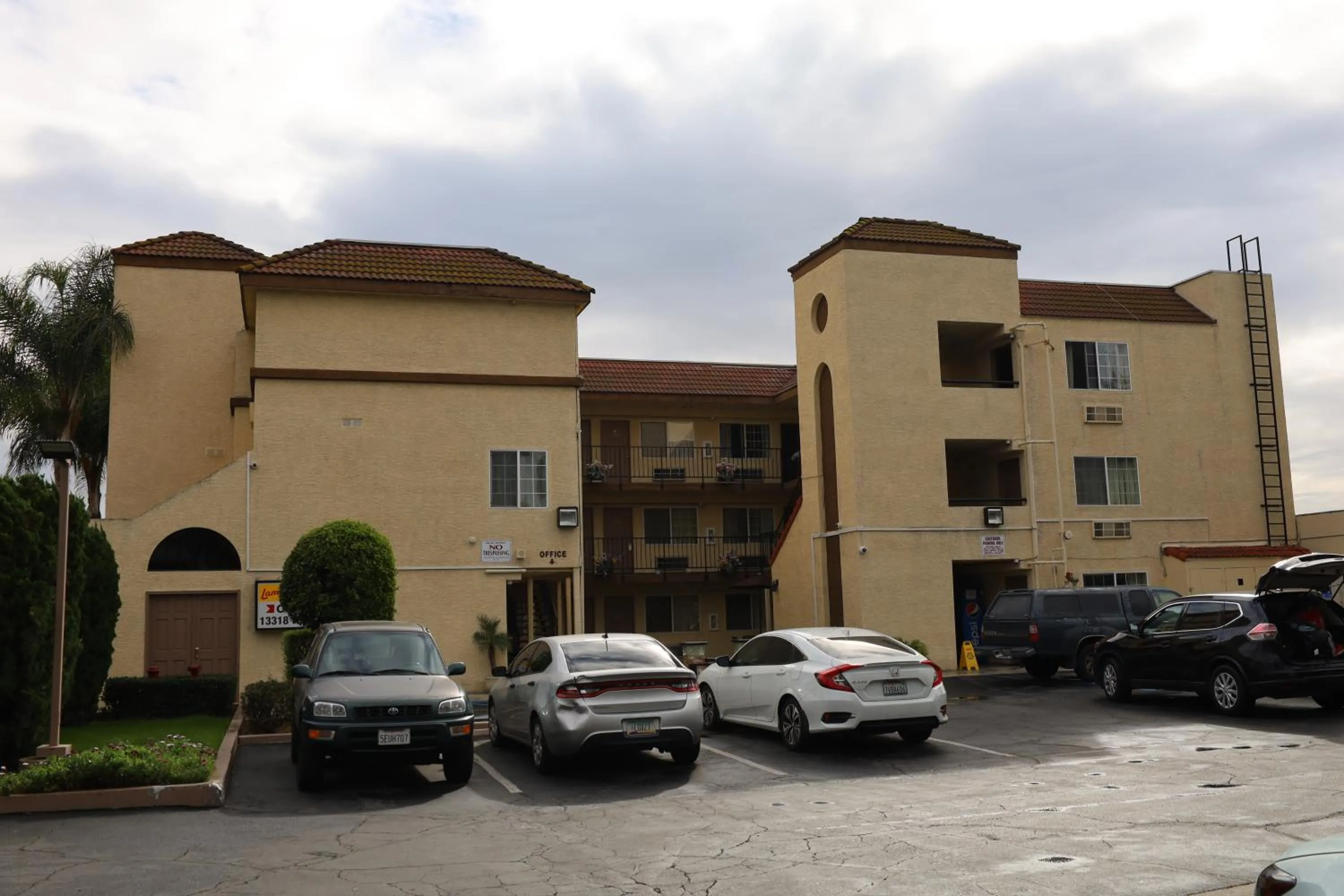 Property building in Lambert Inn