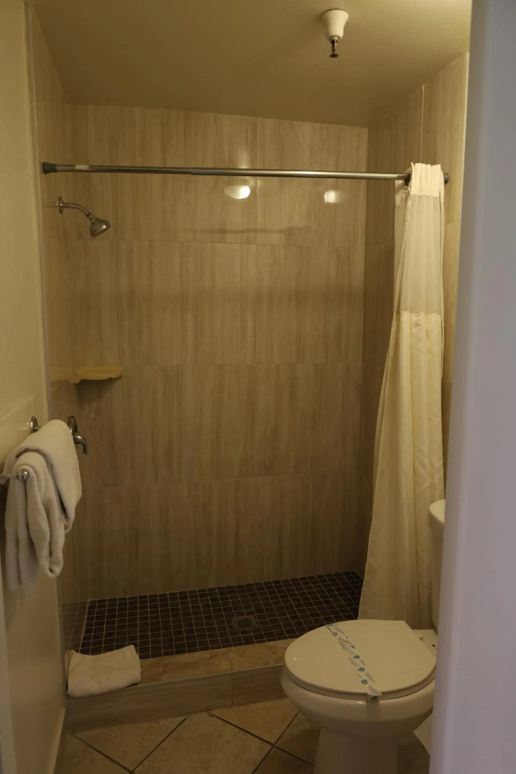 Bathroom in Lambert Inn