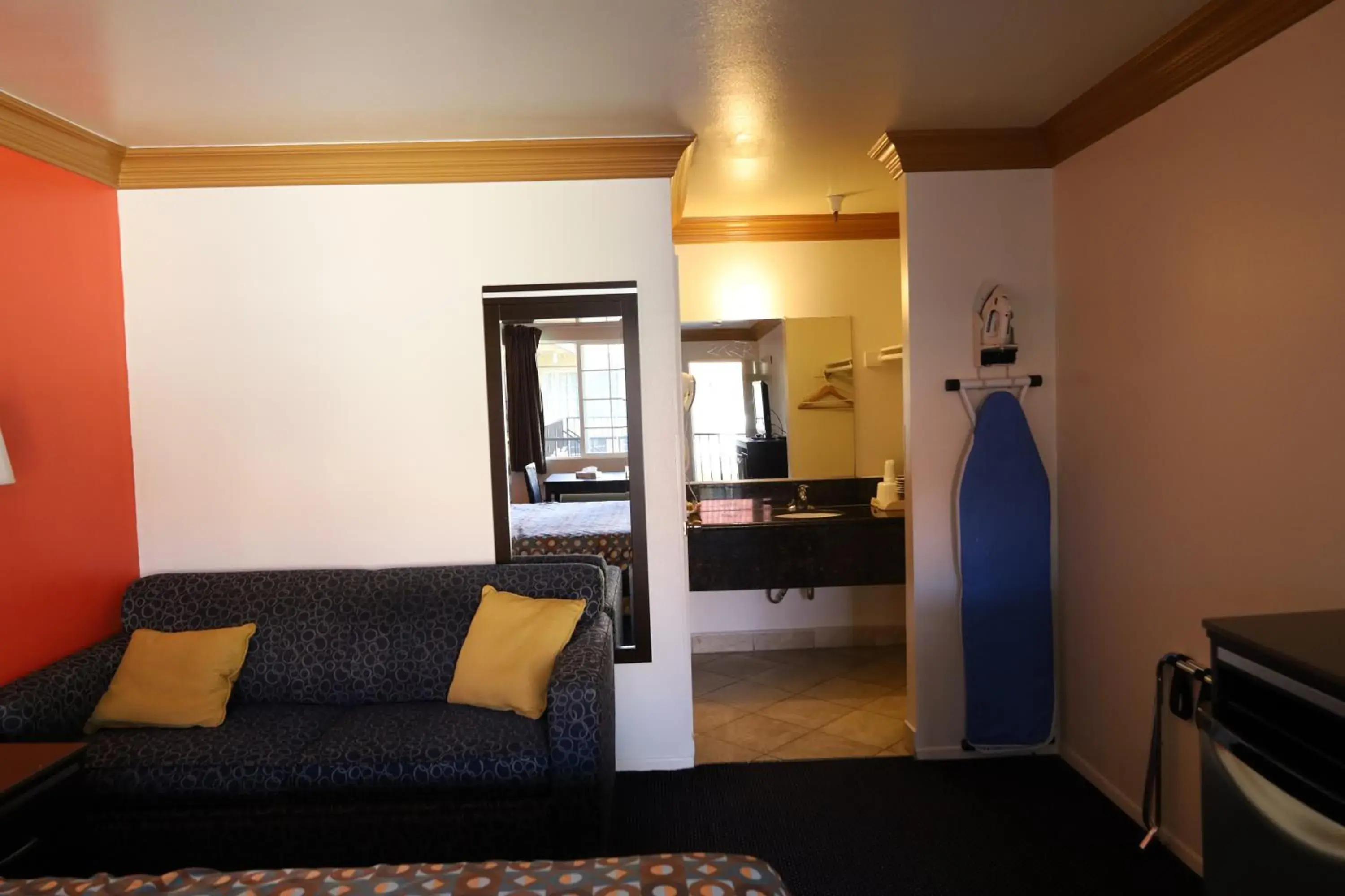 Seating area, Bed in Lambert Inn Seating area, Bed in Lambert Inn