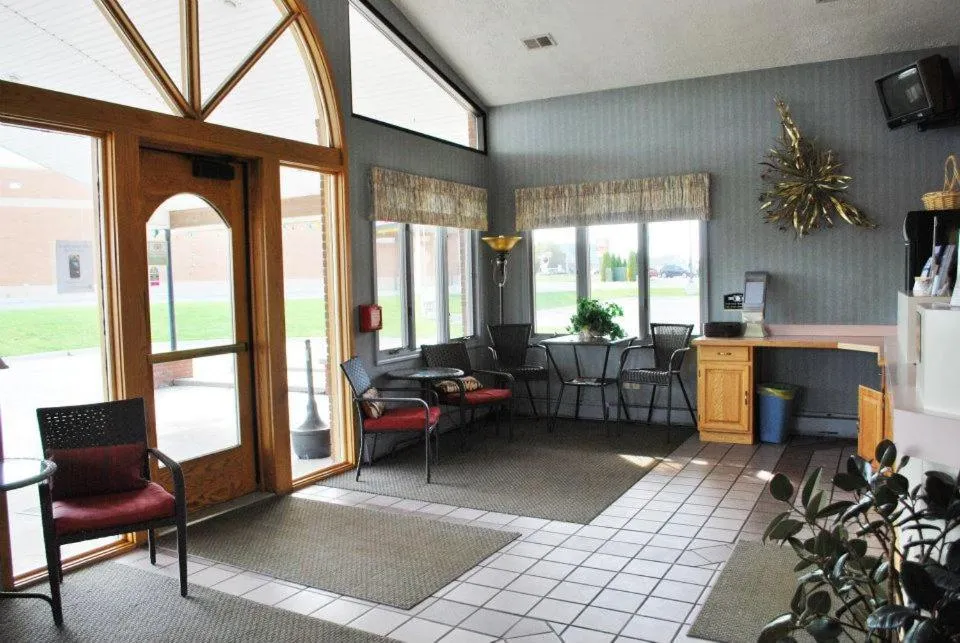 Fleetwood Inn Suites