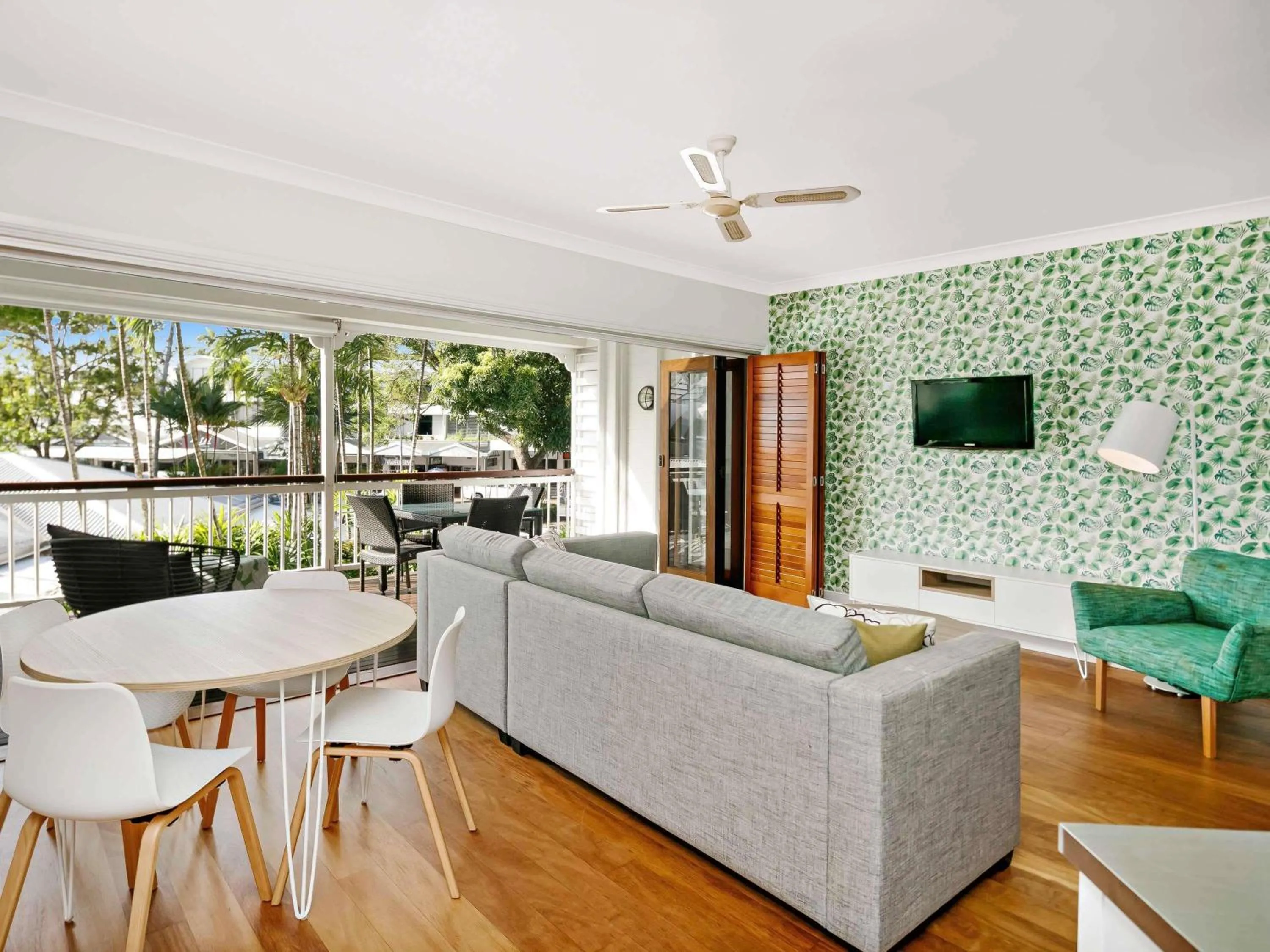 Other in Mantra on the Inlet