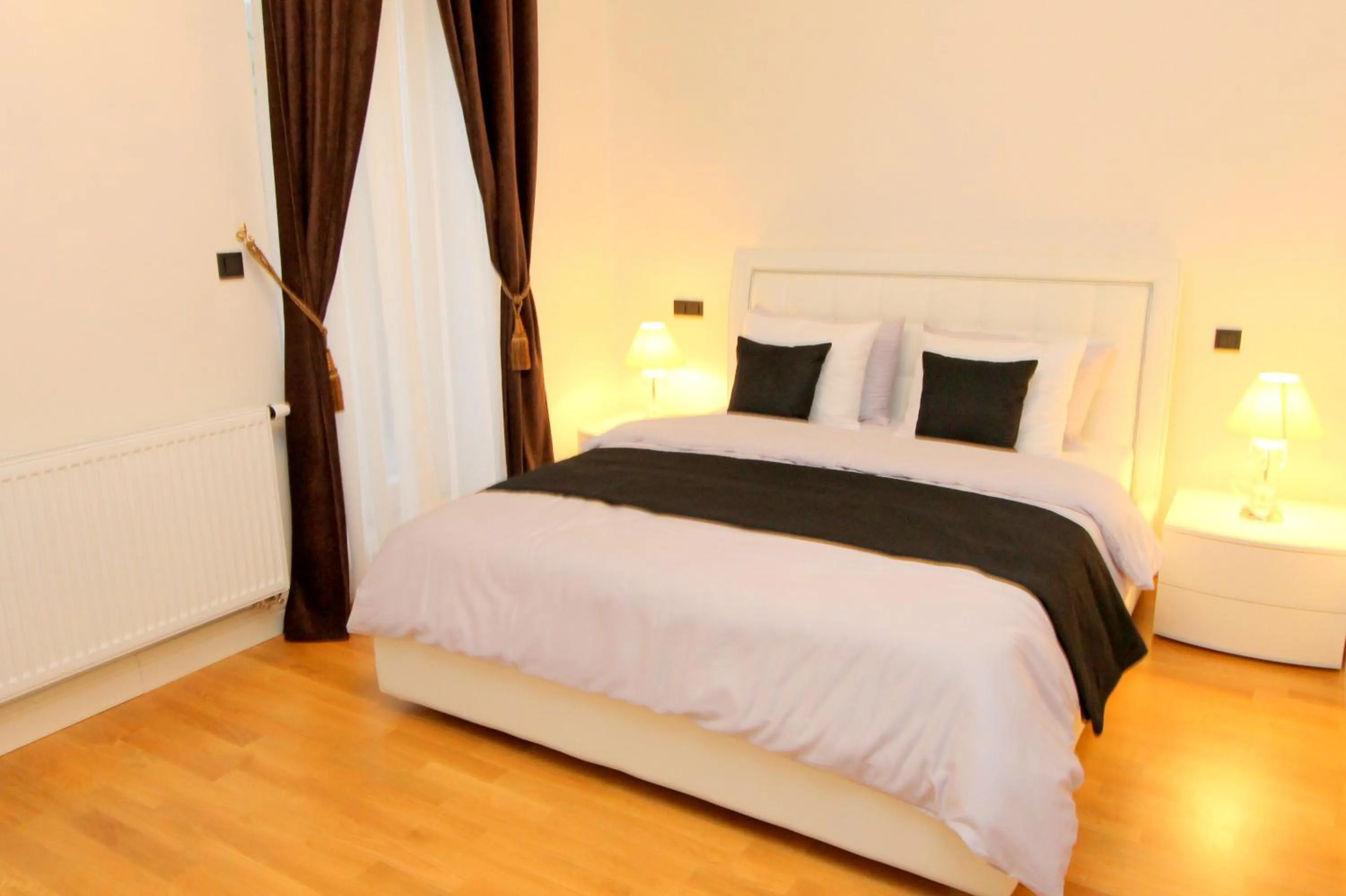 Apartment with Terrace in Luxury apartments Krocínova