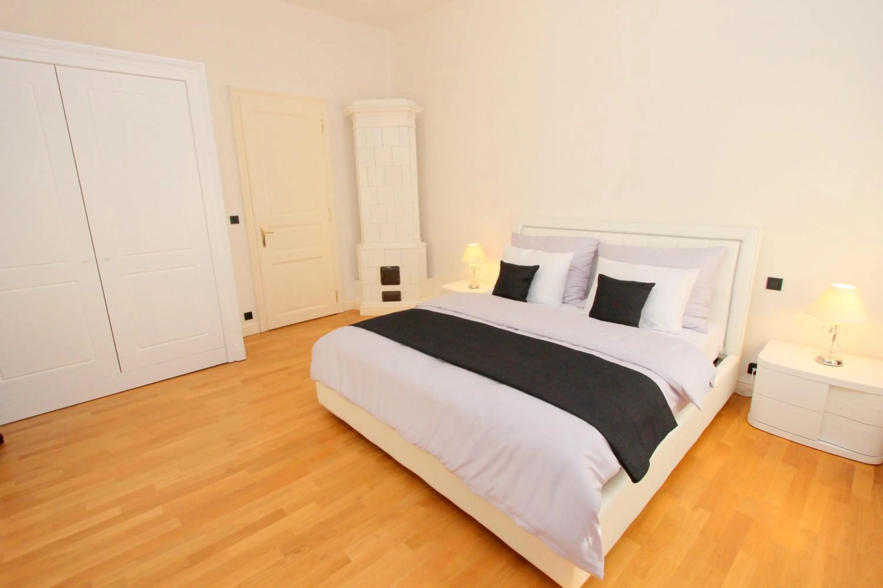 One-Bedroom Apartment in Luxury apartments Krocínova