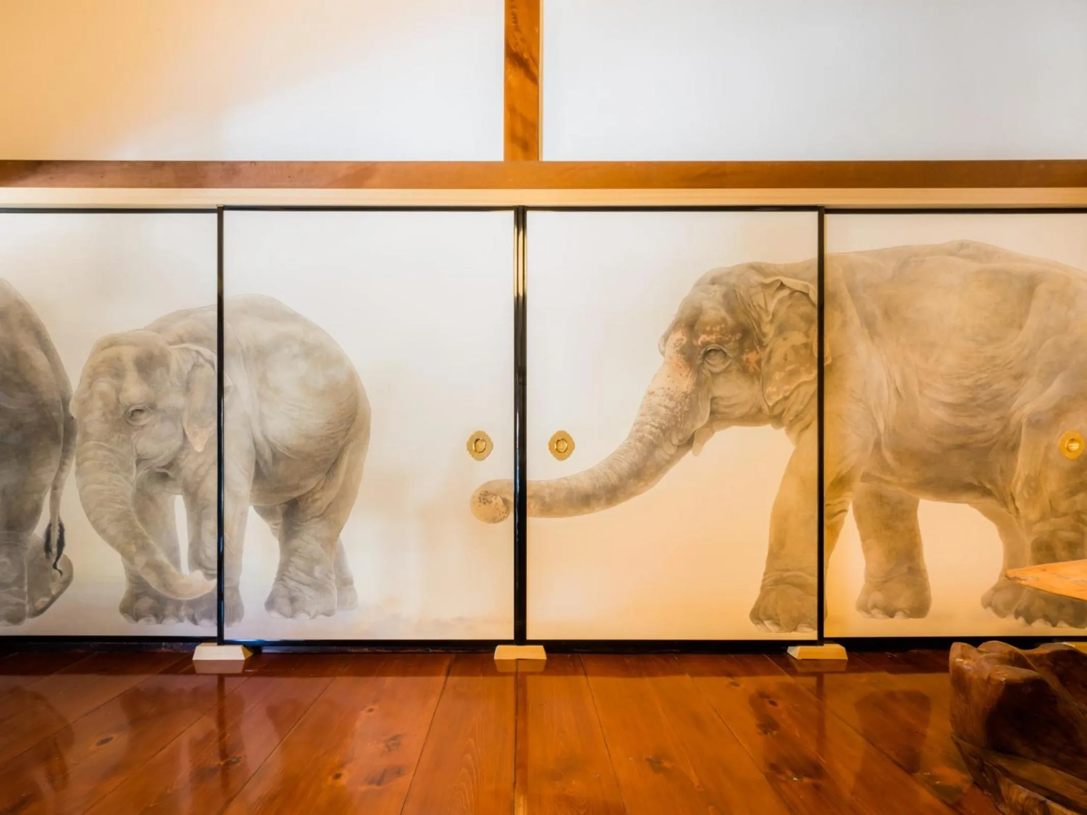 Decorative detail in 高野山 宿坊 恵光院 -Koyasan Syukubo Ekoin Temple-