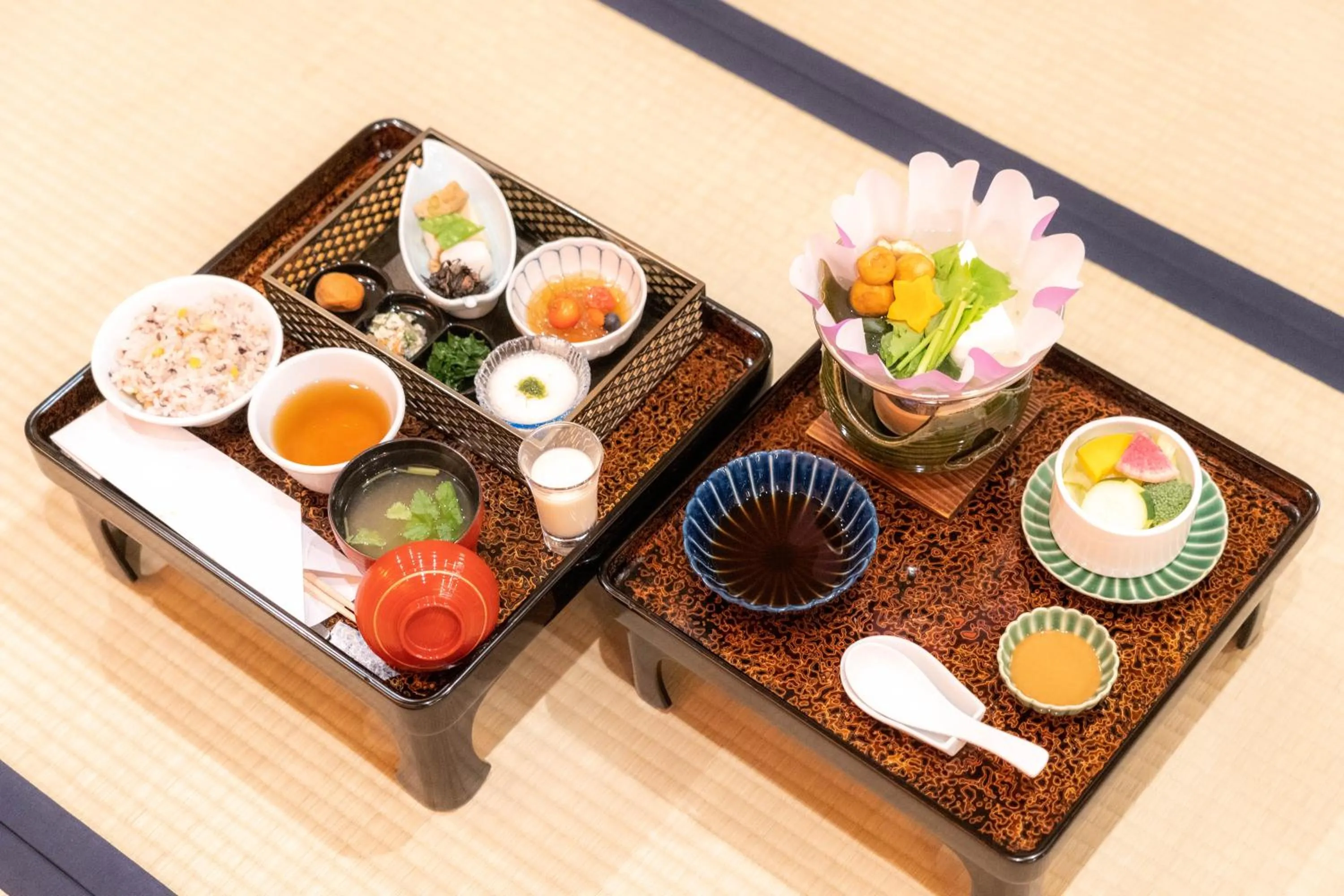 Breakfast in 高野山 宿坊 恵光院 -Koyasan Syukubo Ekoin Temple-