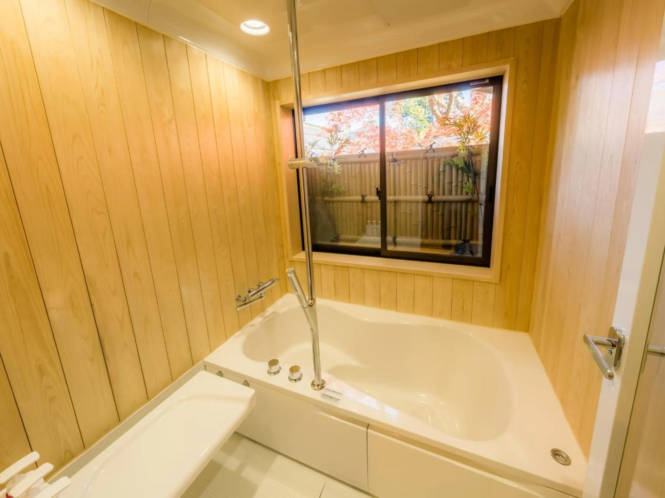 Bathroom in 高野山 宿坊 恵光院 -Koyasan Syukubo Ekoin Temple-