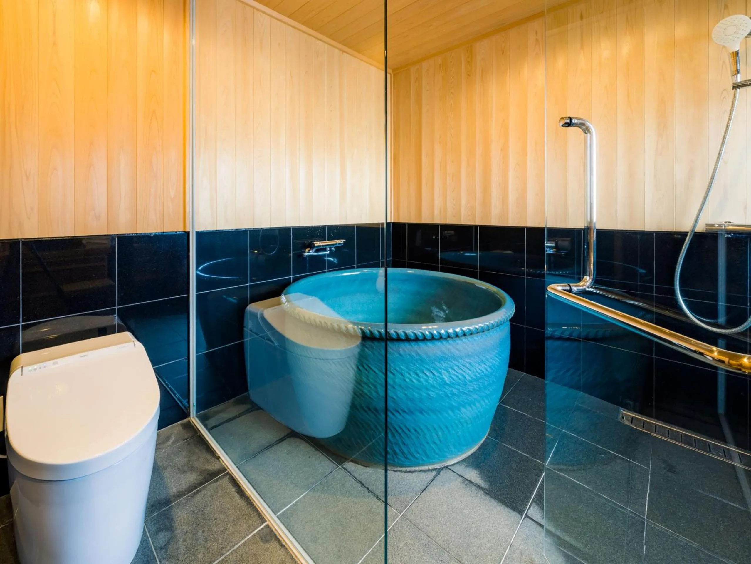 Bathroom in 高野山 宿坊 恵光院 -Koyasan Syukubo Ekoin Temple-