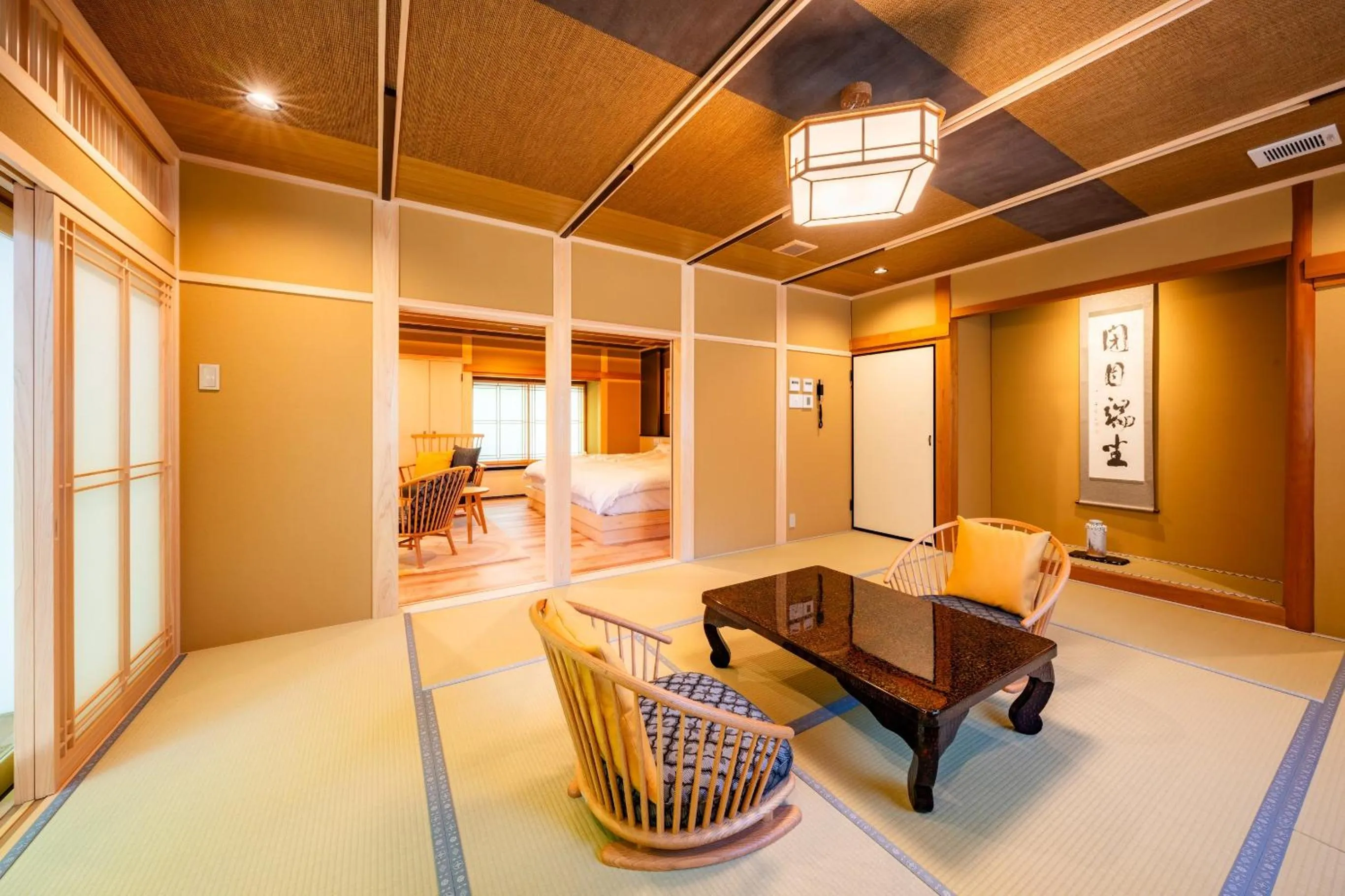 Photo of the whole room in 高野山 宿坊 恵光院 -Koyasan Syukubo Ekoin Temple-