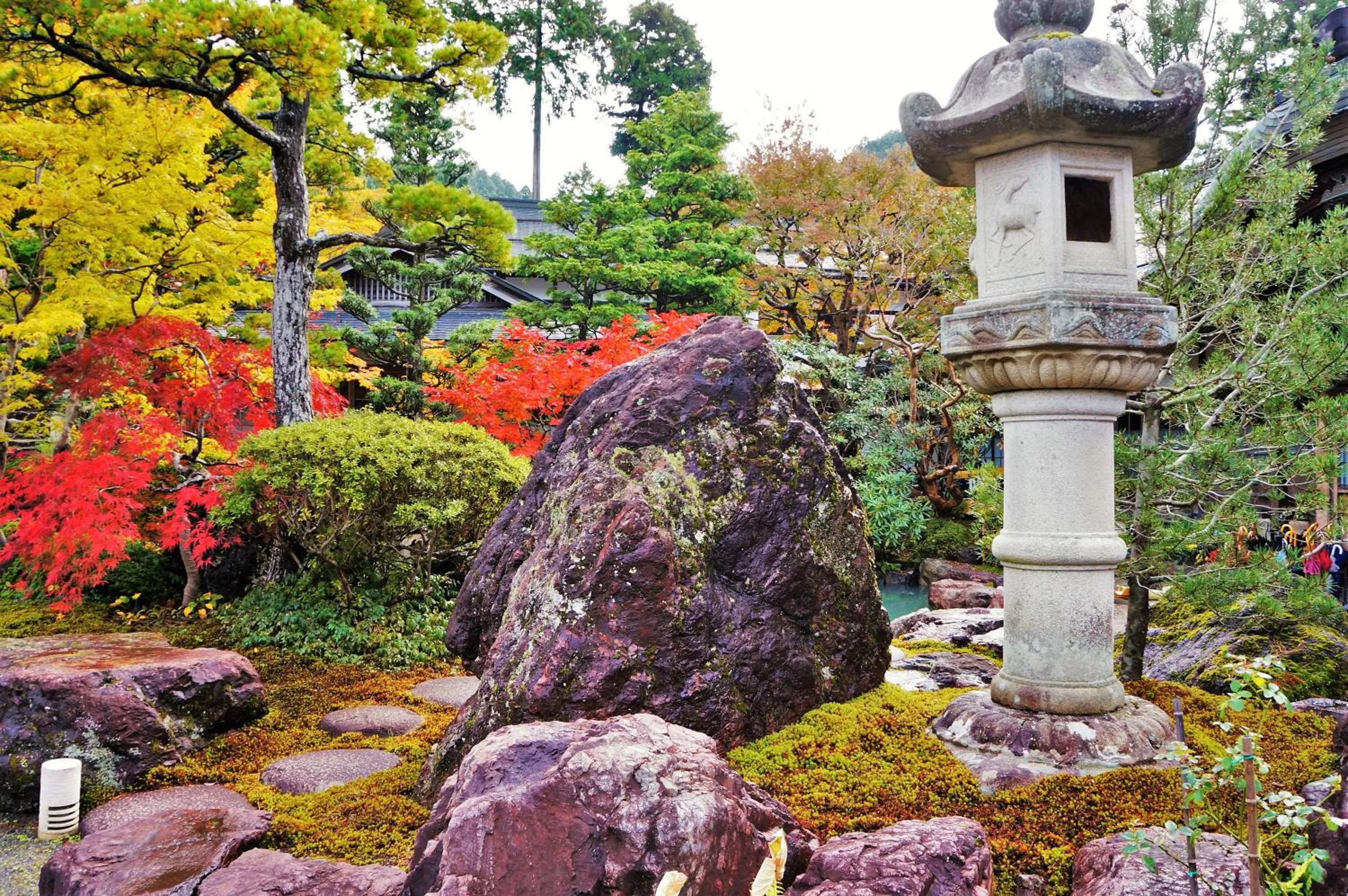 Garden view in 高野山 宿坊 恵光院 -Koyasan Syukubo Ekoin Temple-