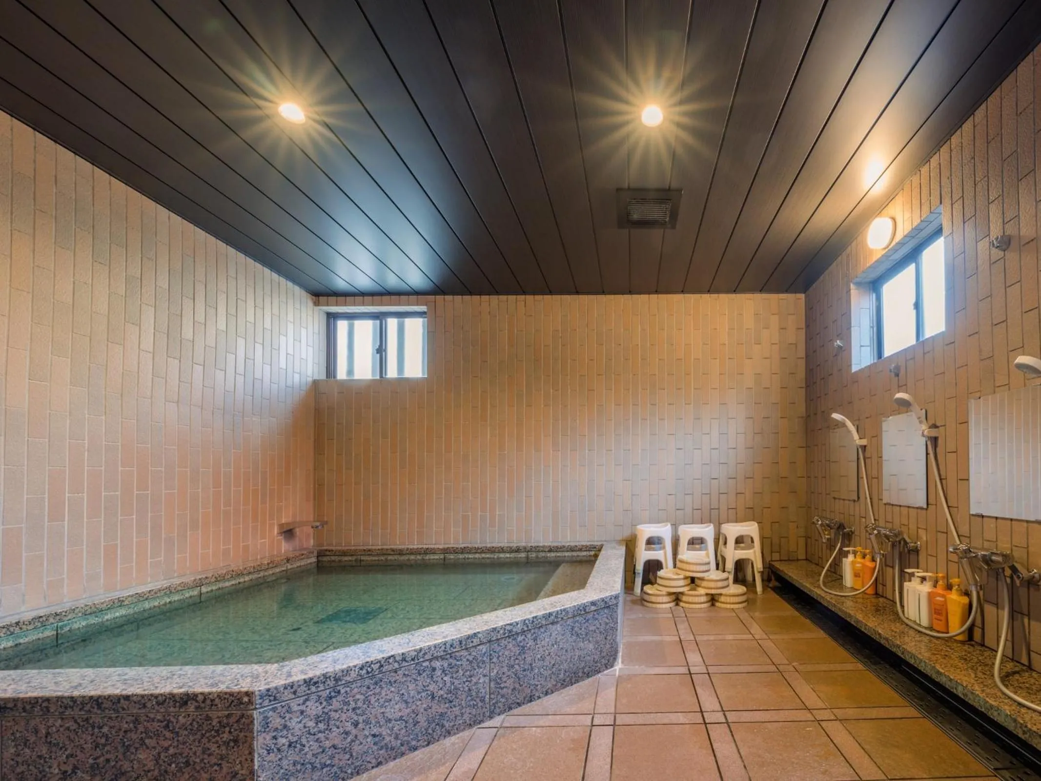 Bathroom in 高野山 宿坊 恵光院 -Koyasan Syukubo Ekoin Temple-