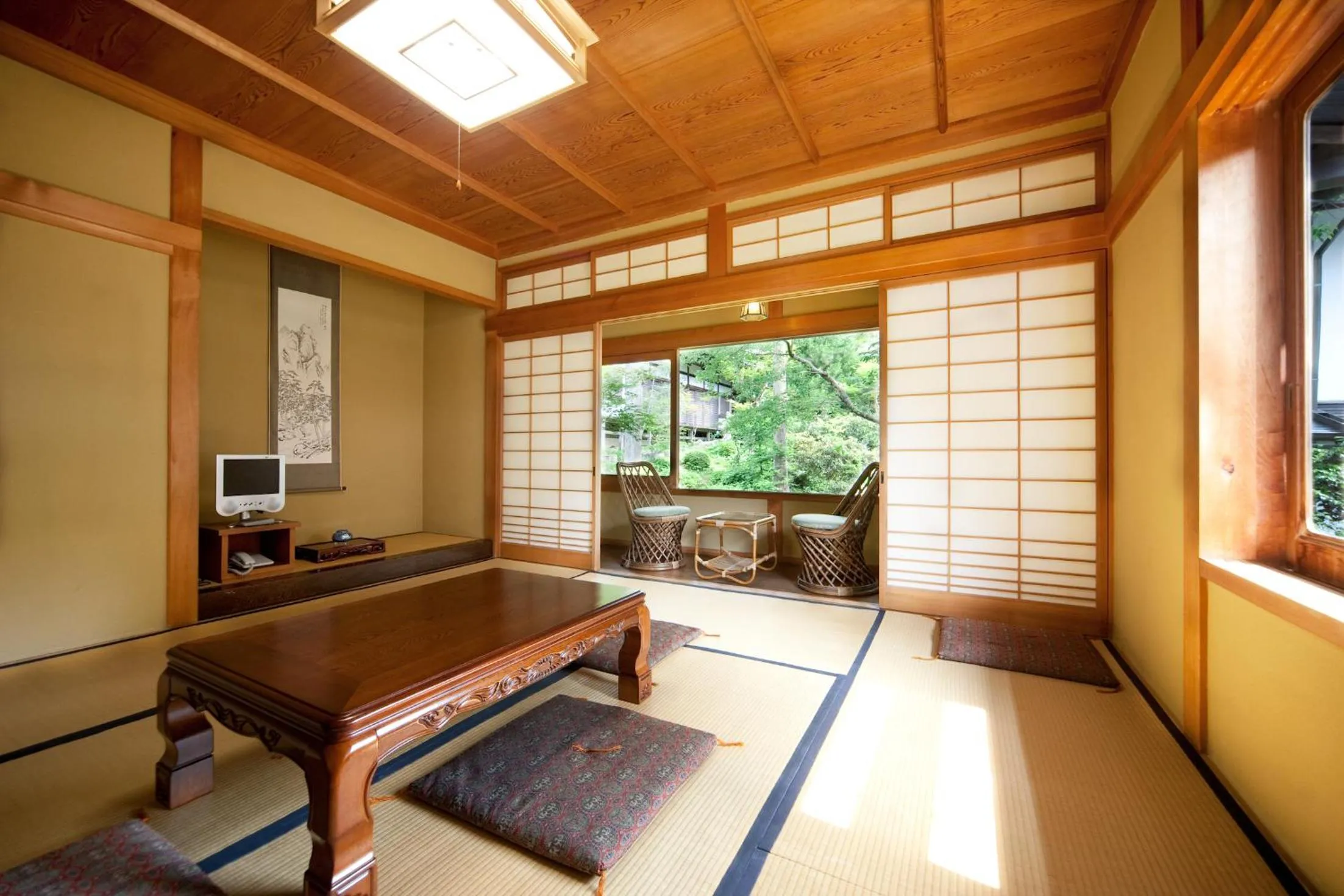 Photo of the whole room in 高野山 宿坊 恵光院 -Koyasan Syukubo Ekoin Temple-