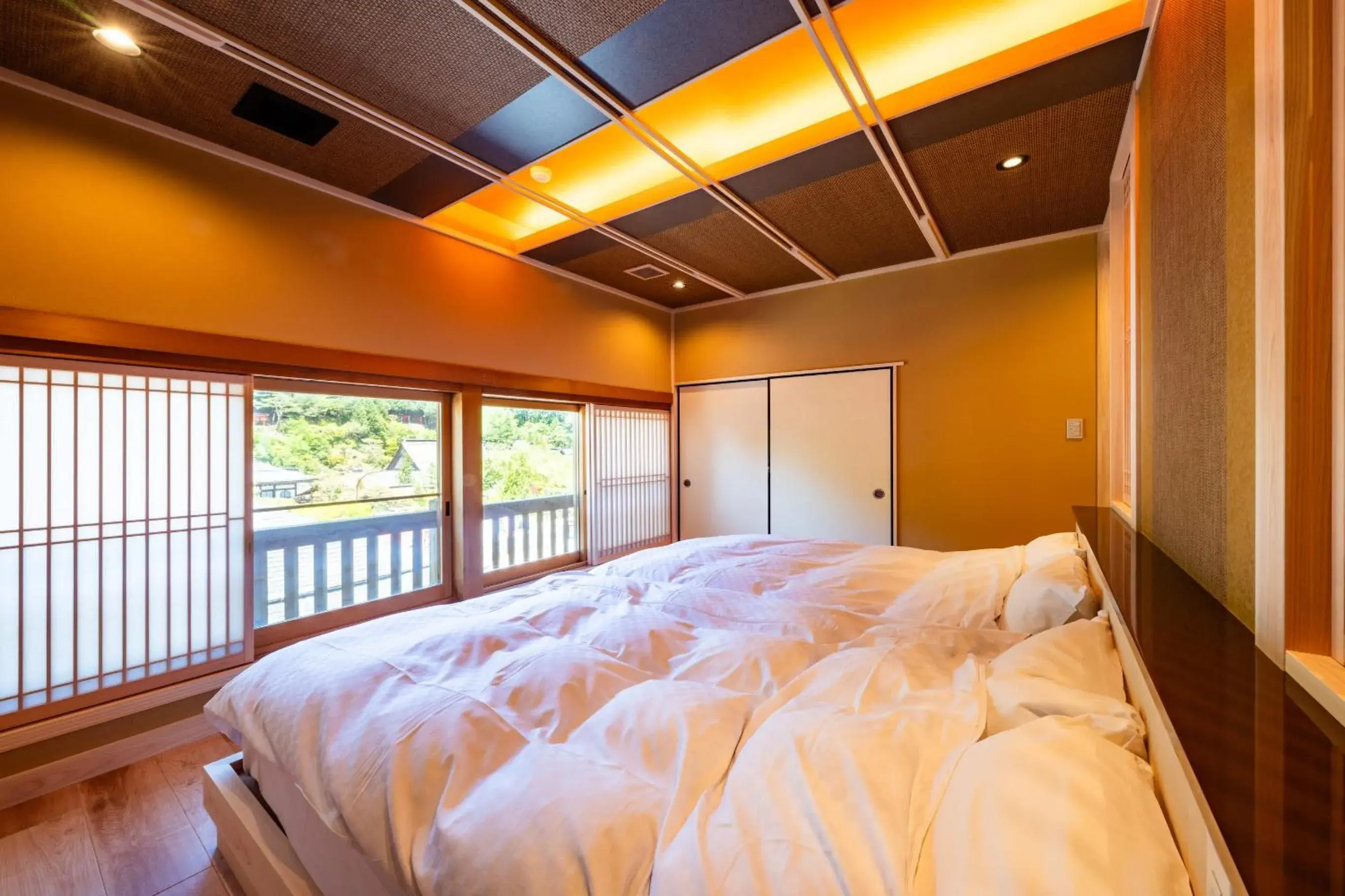 Bedroom, Bed in 高野山 宿坊 恵光院 -Koyasan Syukubo Ekoin Temple- Bedroom, Bed in 高野山 宿坊 恵光院 -Koyasan Syukubo Ekoin Temple-