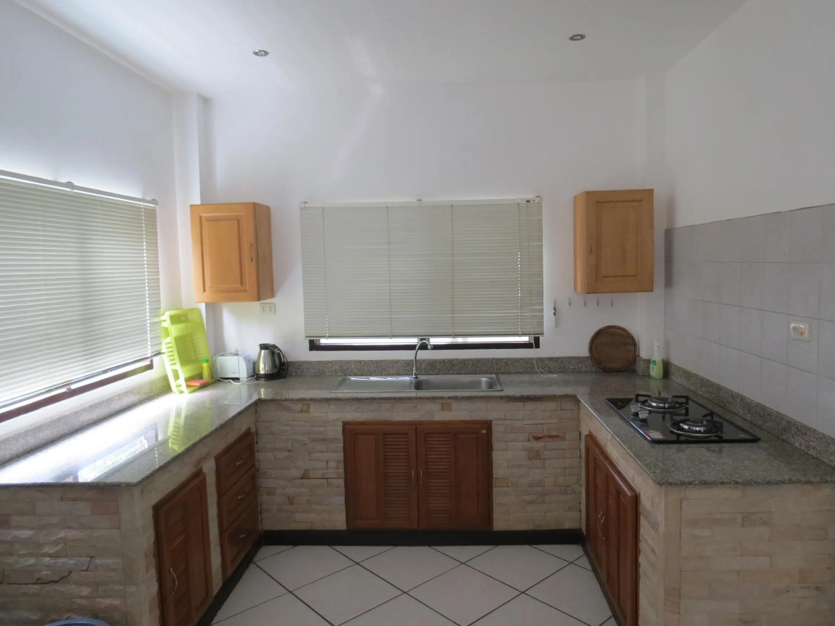 Kitchen or kitchenette in Baan Jasmin Village