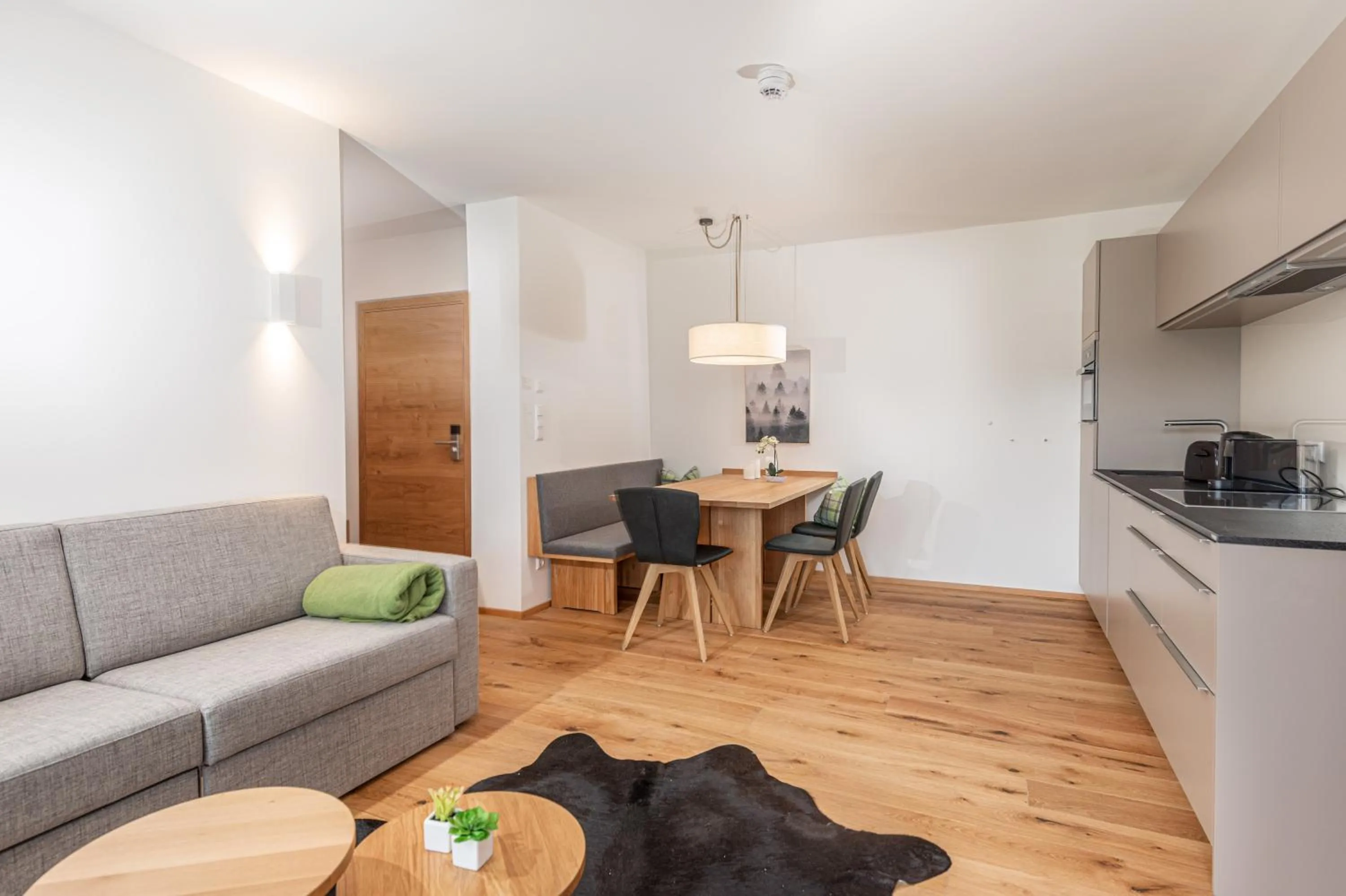 Seating area in Skylodge Alpine Homes