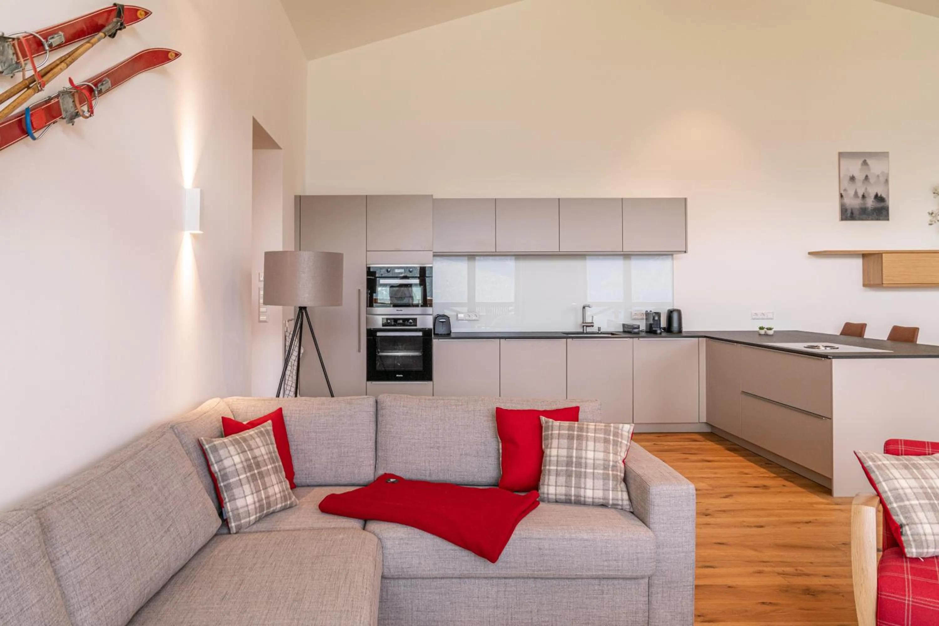 Kitchen or kitchenette in Skylodge Alpine Homes