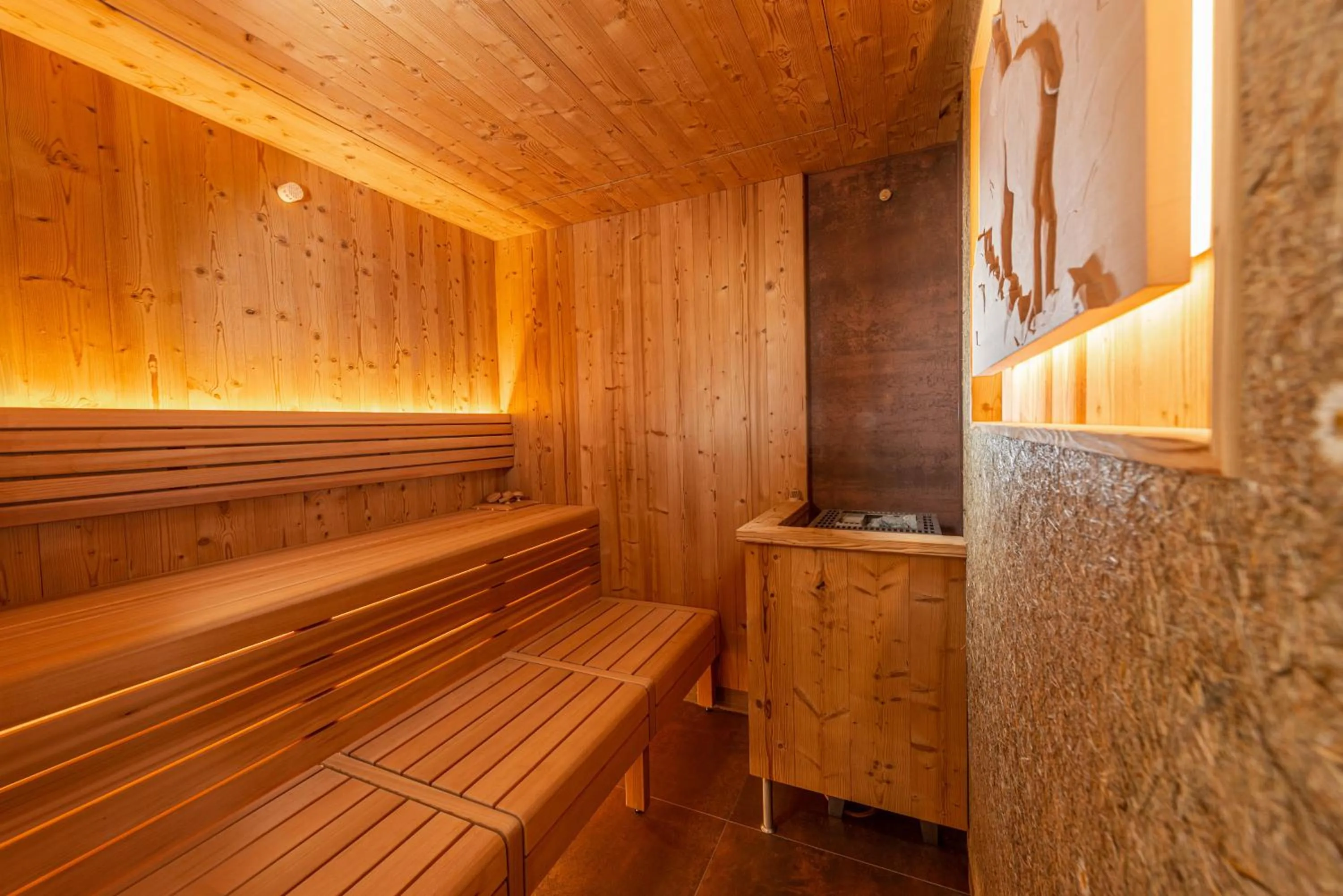 Sauna in Skylodge Alpine Homes